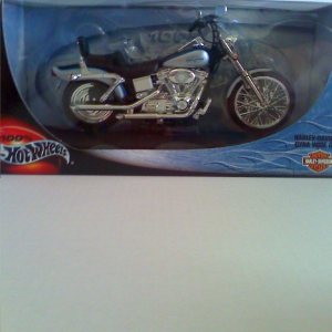 Hot Wheels Harley-davidson Dyna Wide Glide Escala 110 Hot Wheels Harley-davidson Dyna Wide Glide Escala 110