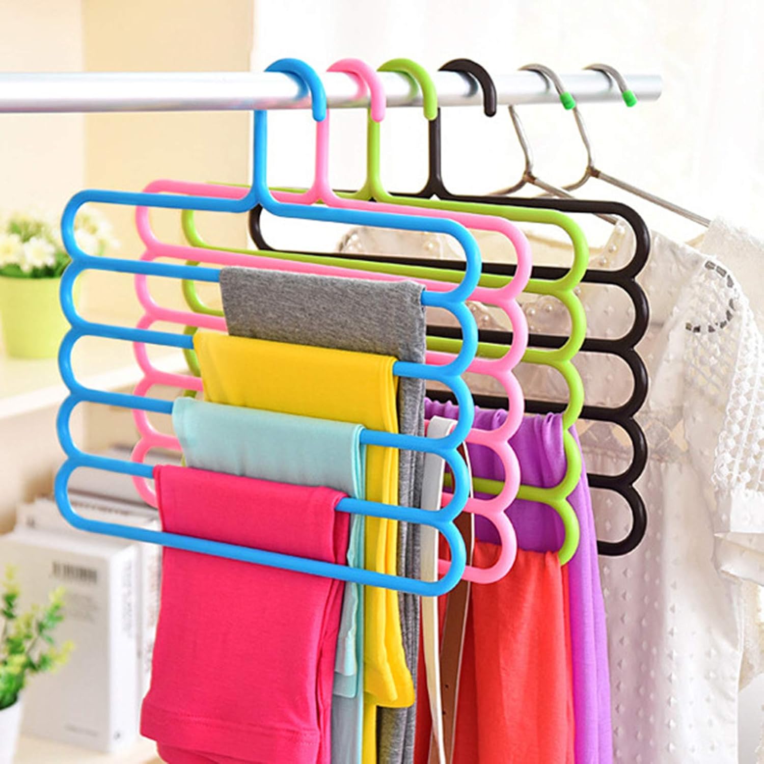 Perchas multiusos para ahorrar espacio, gancho de armario de 5 capas antideslizante que ahorra espacio para esposas de casa, color verde