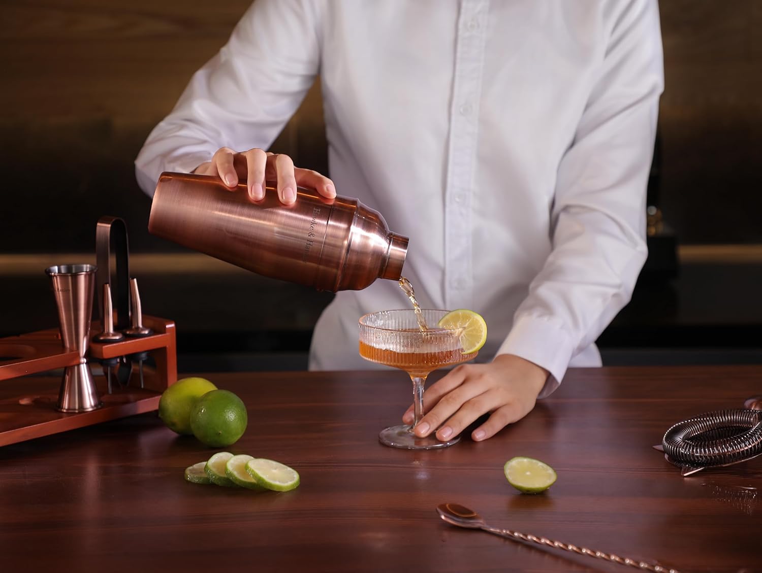 Hawke & Hanley Juego de coctelera de primera calidad, kit de camarero  Juego de 10 piezas de cobre cepillado mixología con una coctelera de Martini