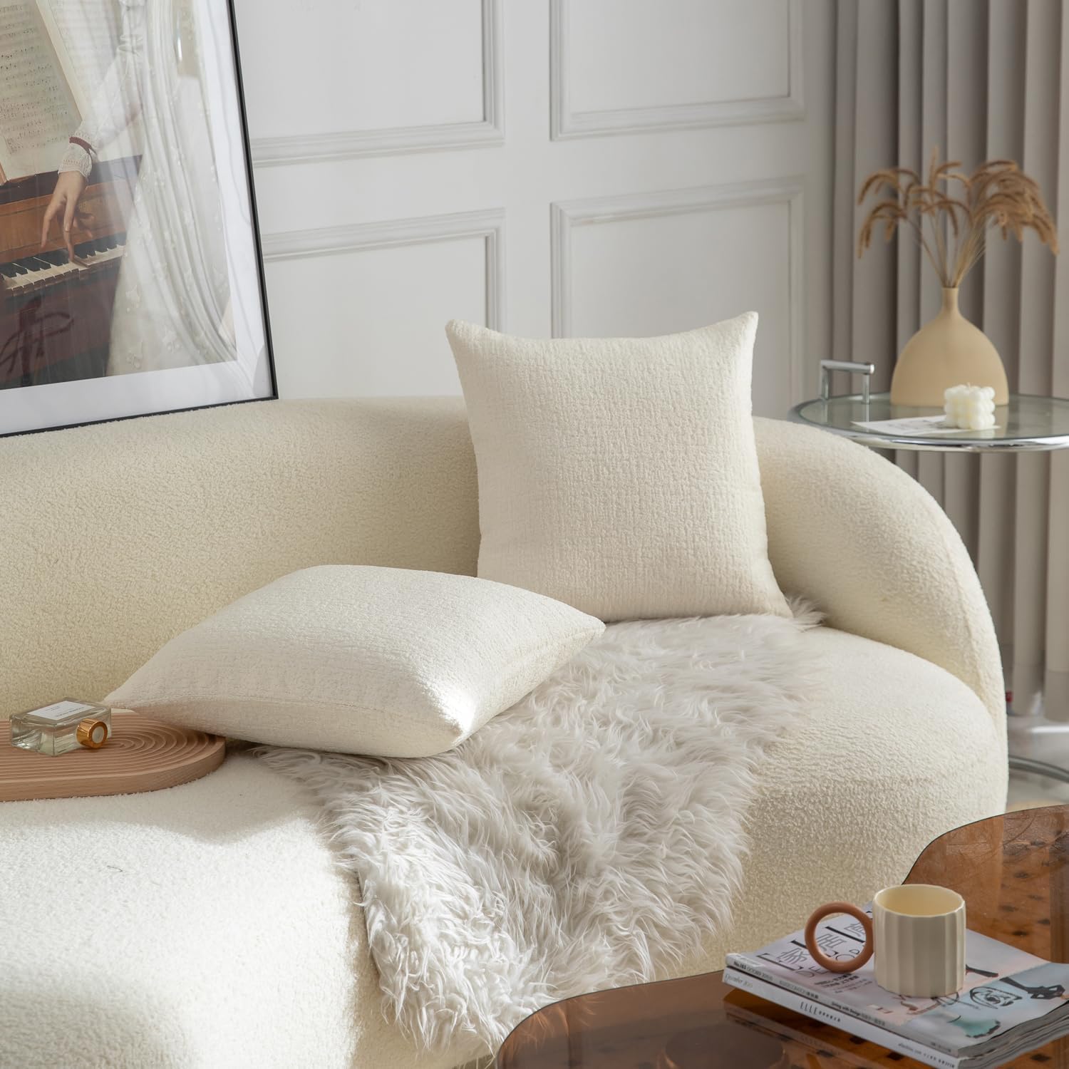 Rythome Fundas de almohada neutras con textura similar a un peluche beige para cama y sofá, 20 x 20 pulgadas, paquete de 2
