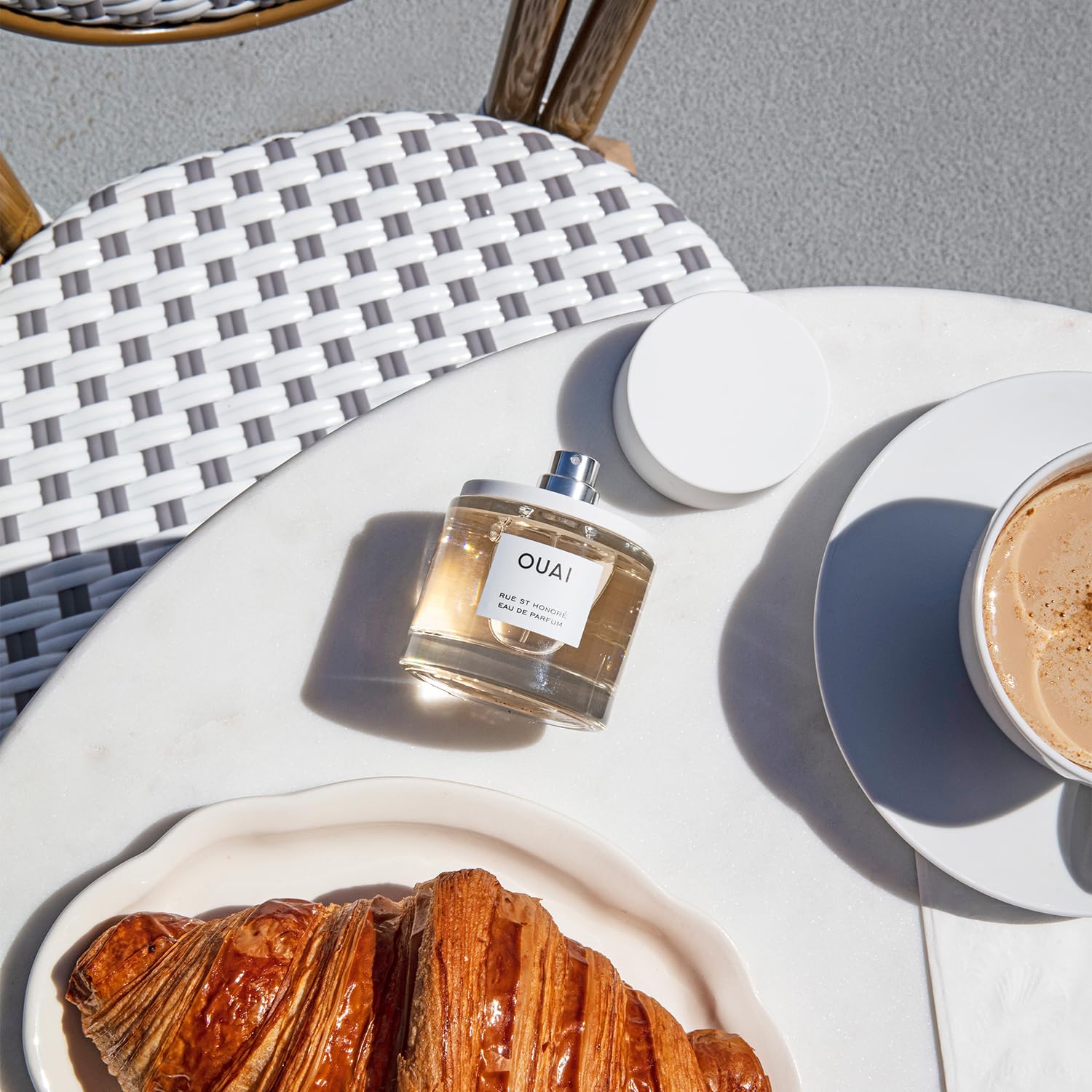 OUAI Rue St. Honore Eau de Parfum – Elegante perfume para mujer para el uso diario – Aroma floral fresco con notas de violeta, gardenia y delicados