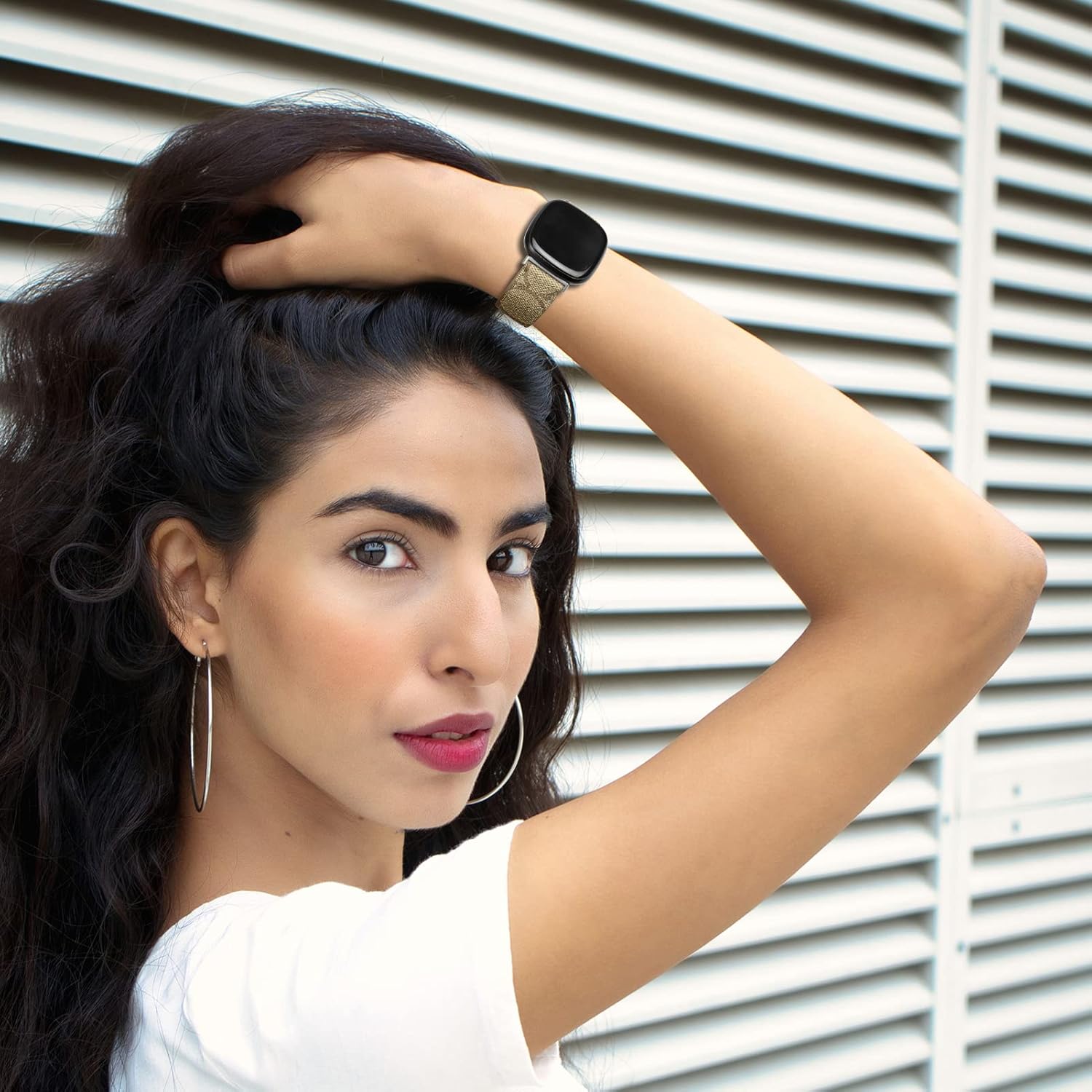 Correas de cuero compatibles con Fitbit Versa 4Versa 3Sense 2Sense, para mujeres y hombres, correa de repuesto de cuero de diseñador (marrón)