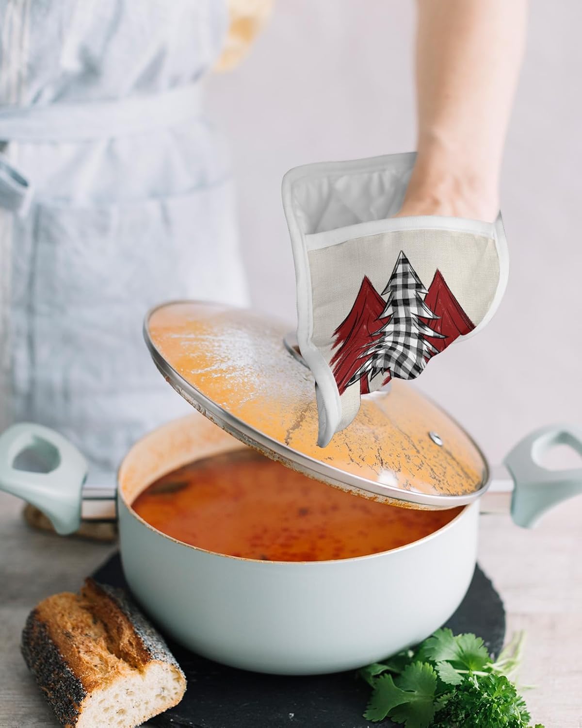 Xmas Tree Checkered 2Pcs Pot Holders for Kitchen,Non Slip & Heat Insulation Terry Cloth Potholder Set with Pocket,Thick Hot Pad Oven Mitts Trivet