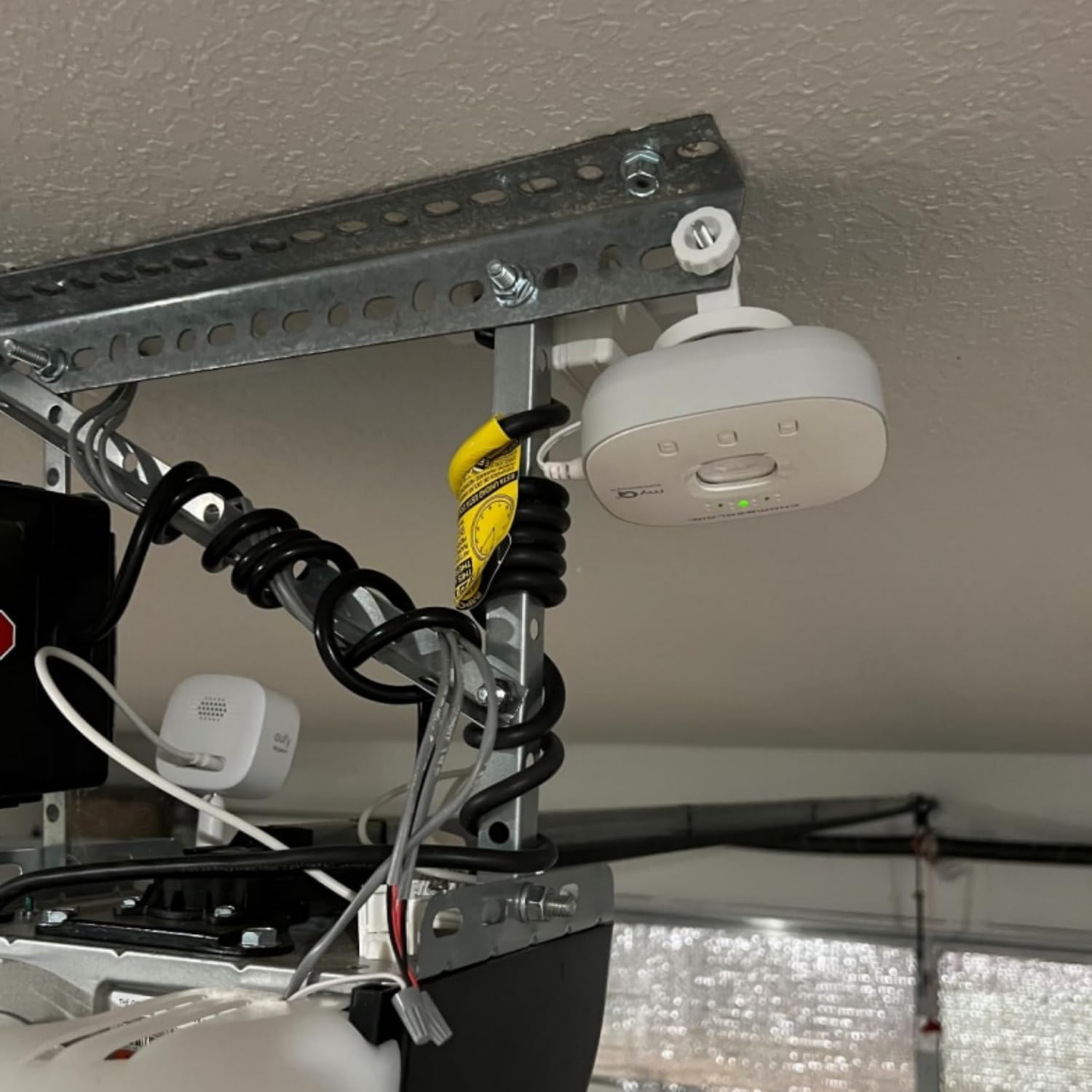 Soporte de montaje para myQ Chamberlain Garage Smart Hub, sin taladrar, sin herramientas, sin instalación de perforación, compatible con