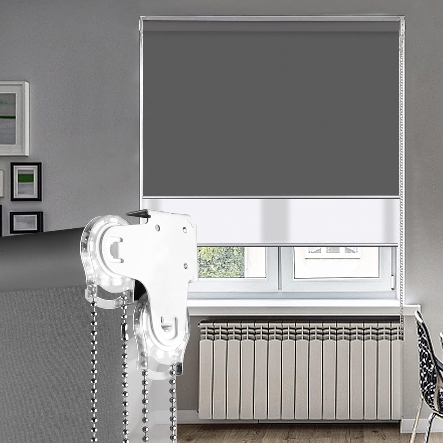 LUCKUP Persianas enrollables dobles para ventanas, color gris oscuro, persianas 100 % opacas y blanco 50% tela filtrante de luz en una pista de