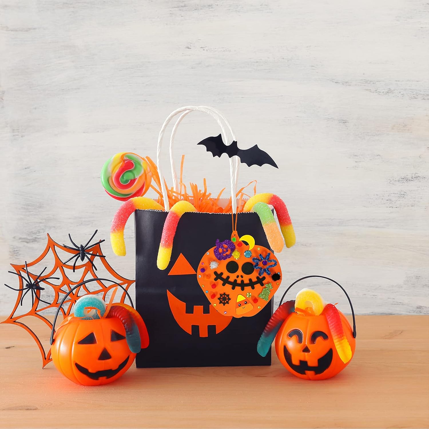 Winlyn 30 kits de decoración de calabaza de Halloween para otoño, kits de manualidades de calabaza, formas de calabaza de espuma con calcomanías de