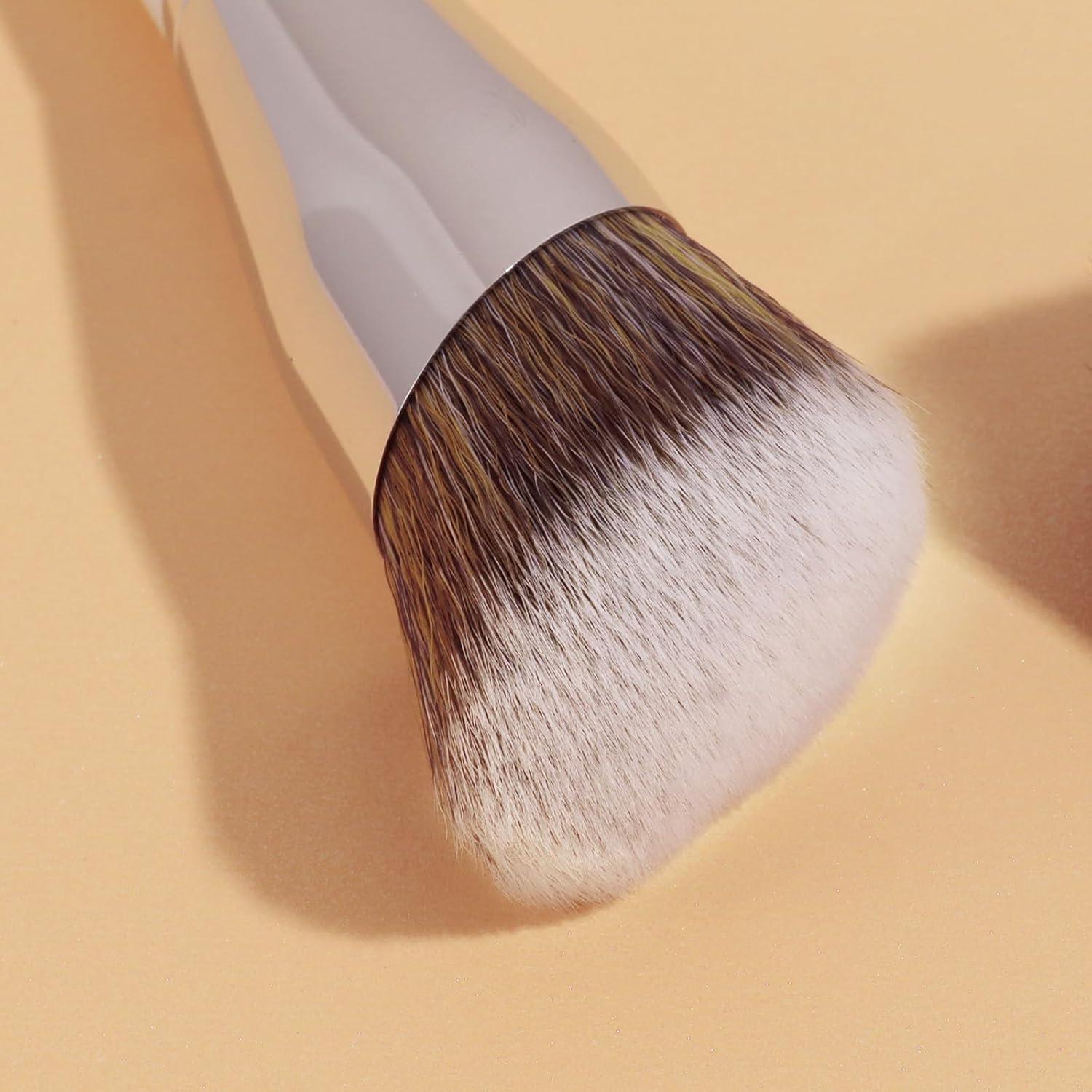 Brocha para base, pincel en ángulo para maquillaje líquido, crema y polvo, brochas de maquillaje de calidad profesional para un contorno de acabado