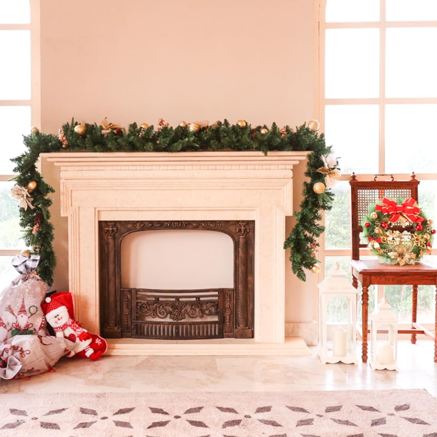 Joyhalo Guirnalda de Navidad de 9 pies con luces que funciona con pilas, guirnalda de Navidad preiluminada para exteriores, guirnalda de Navidad