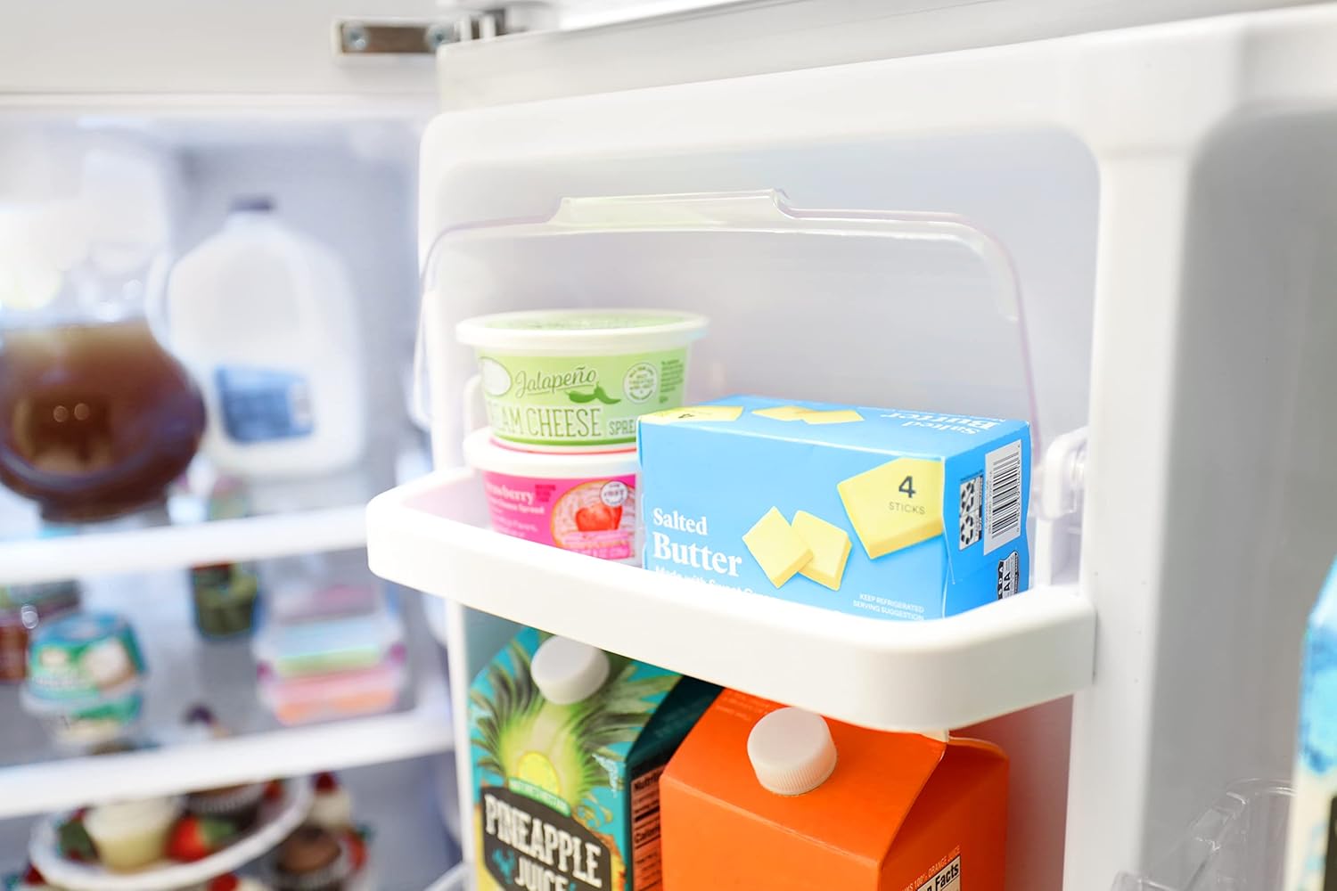 Winia Refrigerador congelador superior de 18 pies cúbicos con máquina de hielo – Acero inoxidable