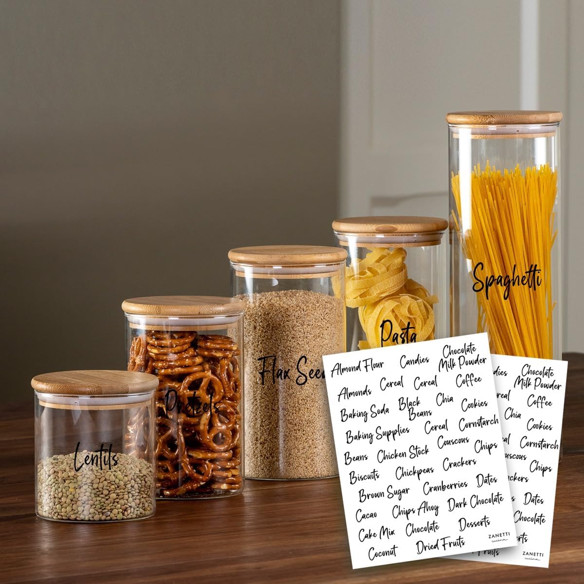 Zanetti – Recipientes herméticos de vidrio con tapas de madera de bambú para almacenamiento de alimentos con 75 etiquetas preimpresas para despensa