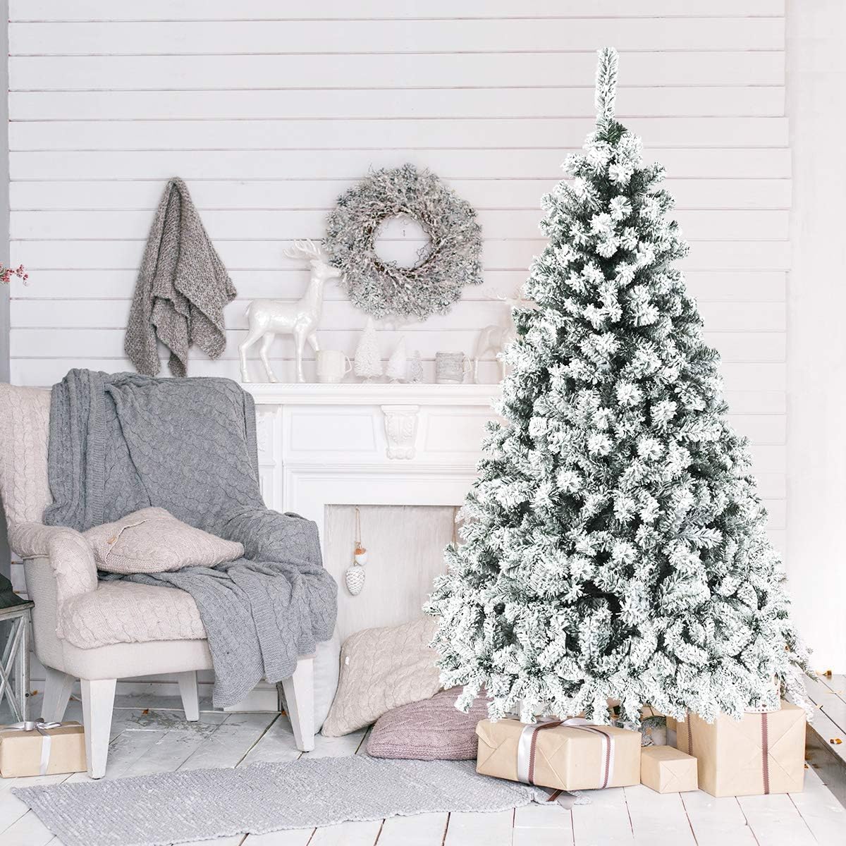 HAPPYGRILL Árbol de Navidad preiluminado de 6 pies, agujas de PVC de alta calidad, 600 puntas de rama, pino flocado con bisagras de nieve con