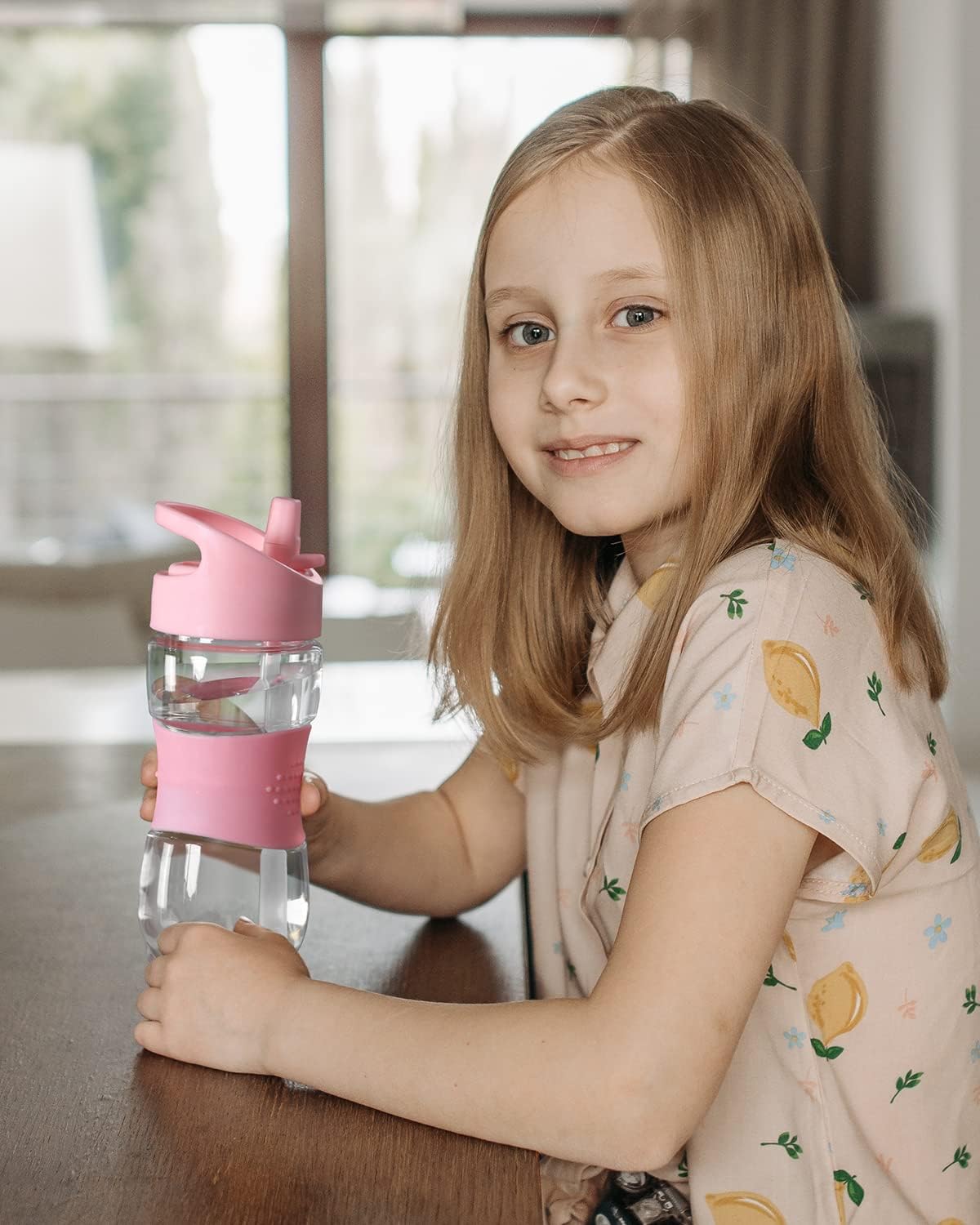 Sivaphe Botella de agua para niños con pajilla, 12 onzas, sin BPA, de plástico Tritan para niñas pequeñas, botella transparente para beber para el