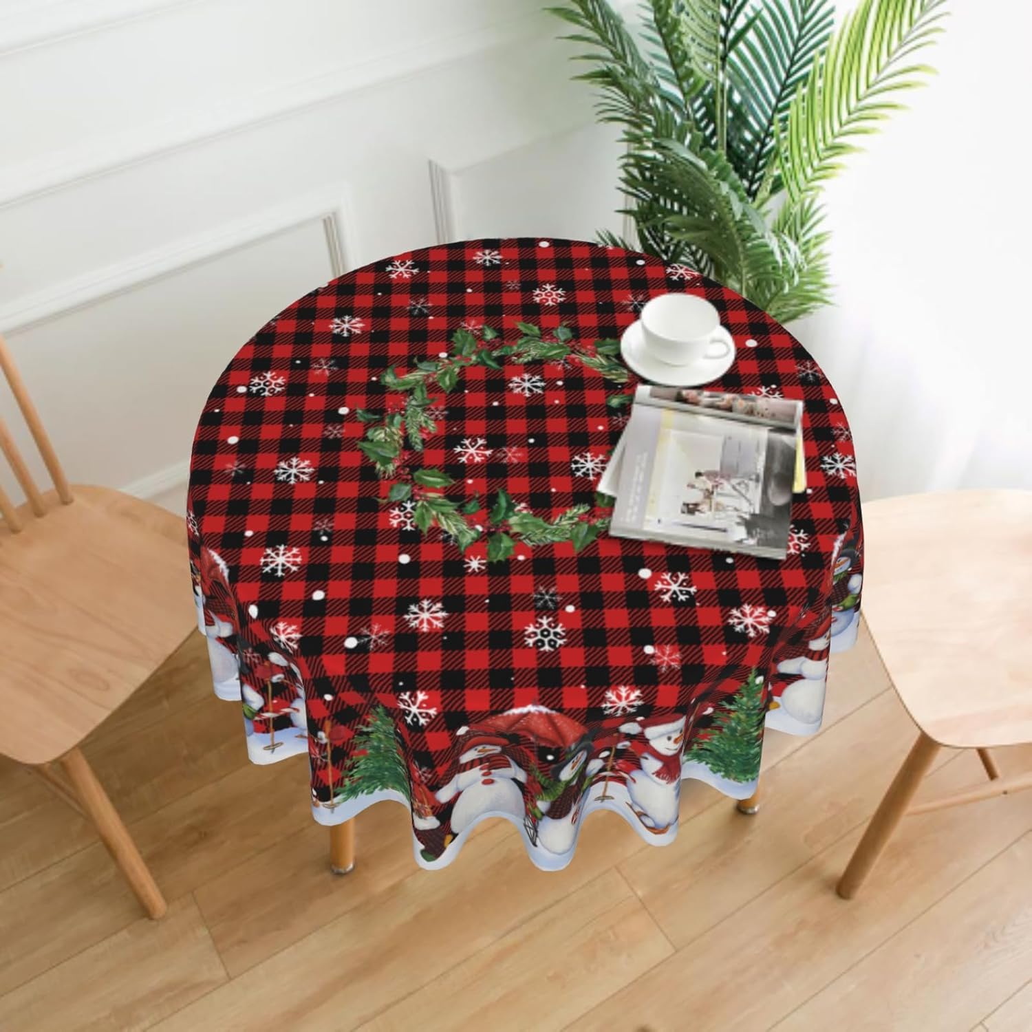 Giwawa Mantel redondo de muñeco de nieve de 60 pulgadas, diseño de copos de nieve de invierno, mantel con diseño de búfalo rojo y negro, con bayas