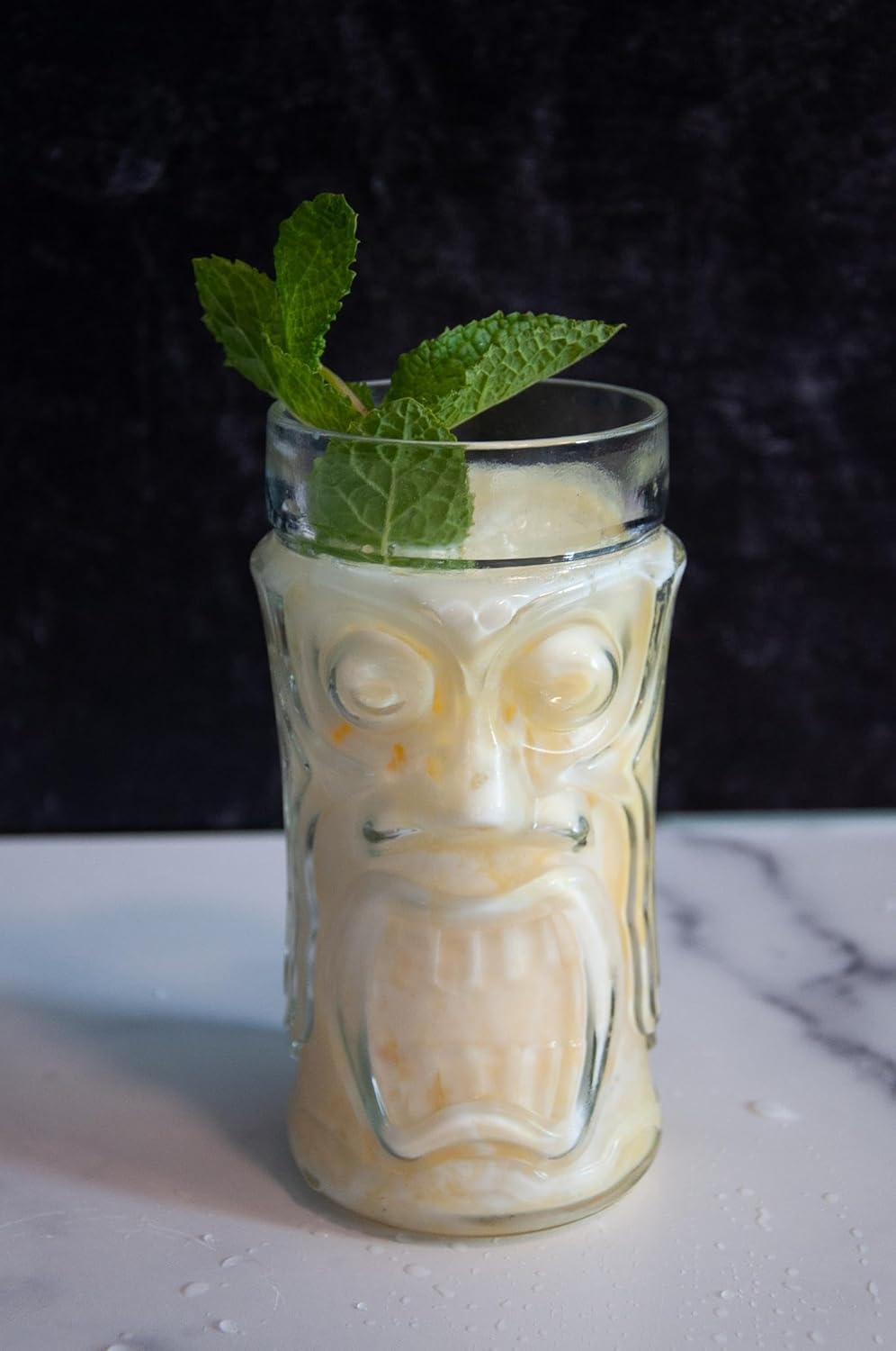 AMZ Empire Screaming Tiki Glasses – Juego de vasos de 16 onzas, 4 piezas, moderno juego de fiesta de bar con púas