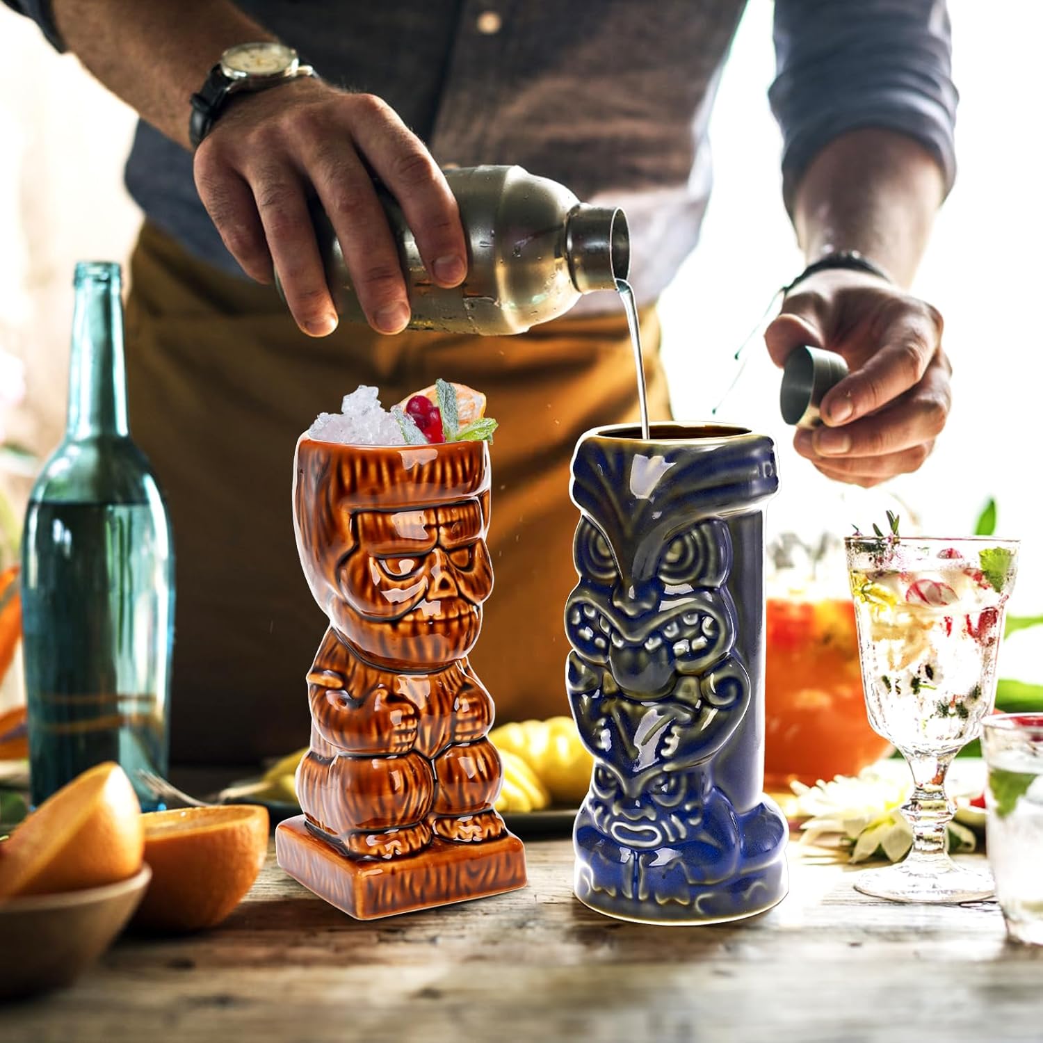 Juego de 4 vasos Tiki de cerámica, tazas Tiki grandes de 16 onzas para cócteles, tazas hawaianas vintage de Halloween, juego de utensilios para