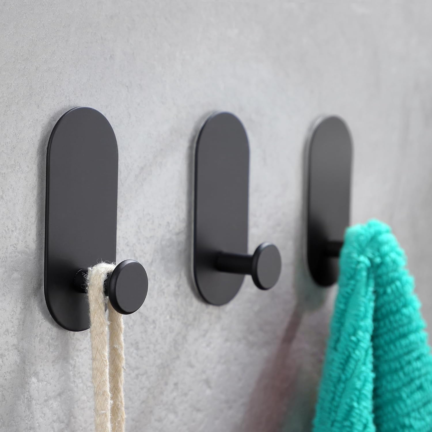 Taozun Ganchos adhesivos  Paquete de 5 ganchos de toalla resistentes para colgar en la pared para cocina y baño, ganchos negros autoadhesivos de
