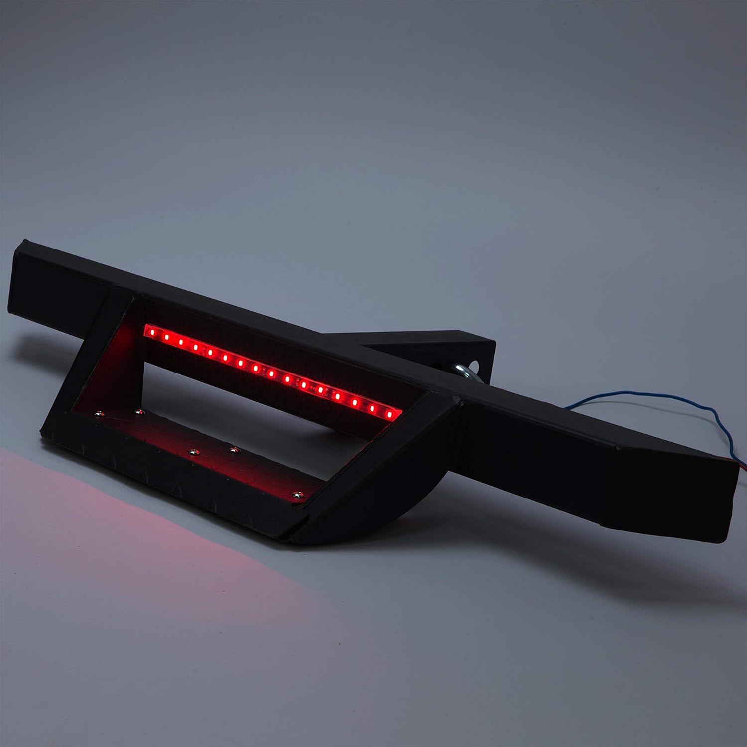 KUAFU Paso de enganche universal con luz de freno LED para receptor de remolque de camión de remolque de camión barra de paso de remolque protector