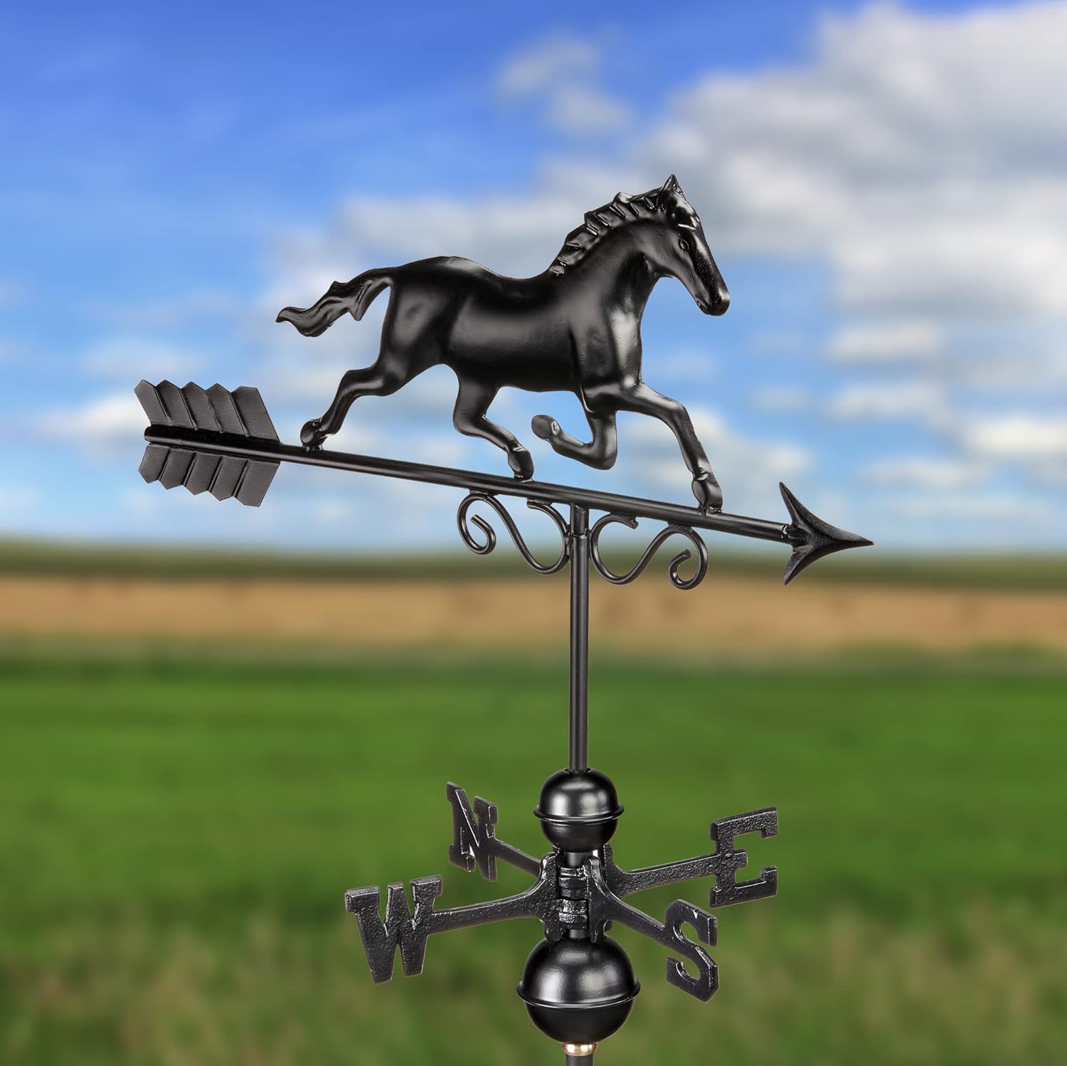 Good Directions – Veleta de caballo galope 1974K, acabado negro, 24 pulgadas de largo x 15 pulgadas de alto