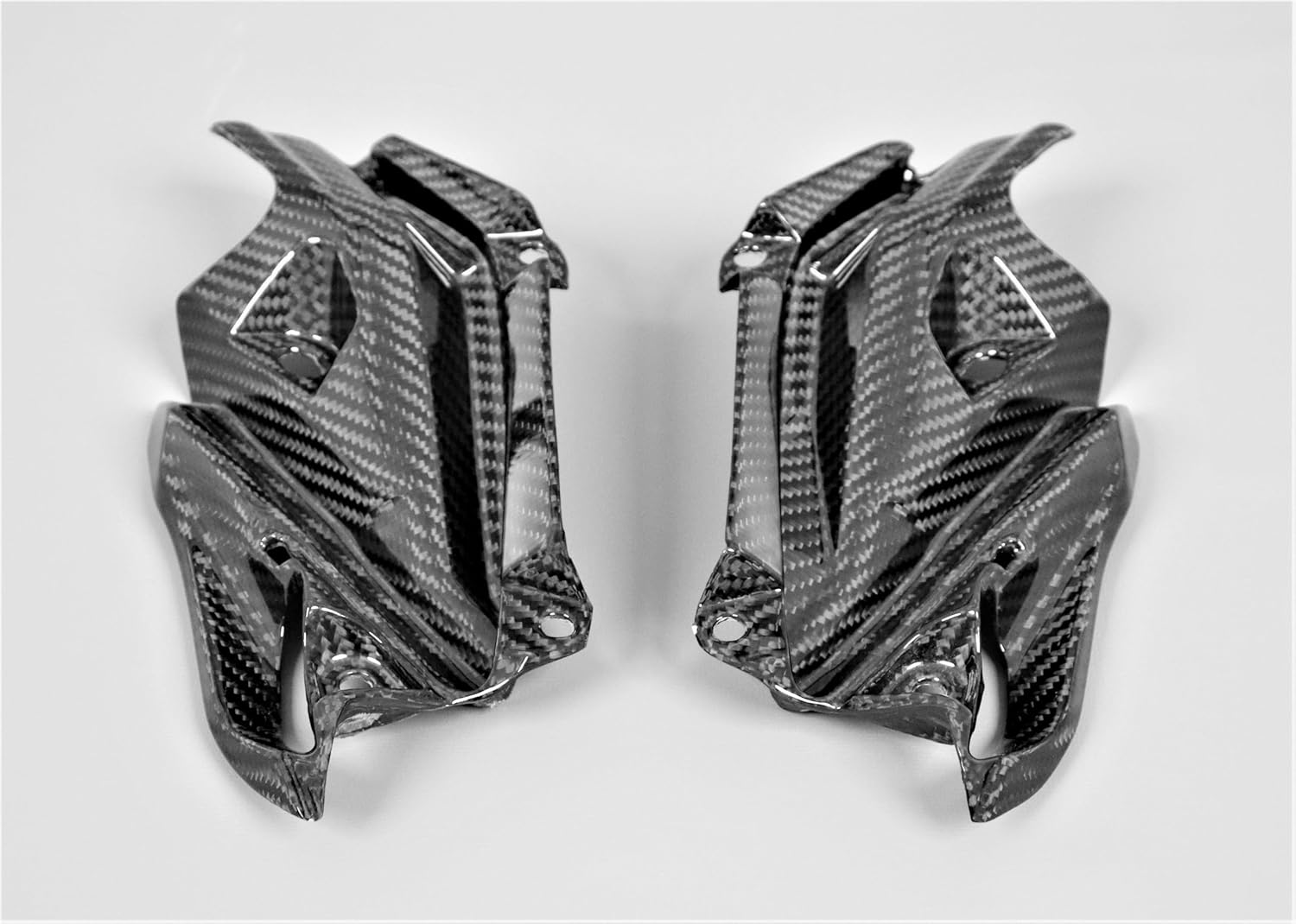 Paneles laterales de fibra de carbono para Kawasaki Z900 2017-2019