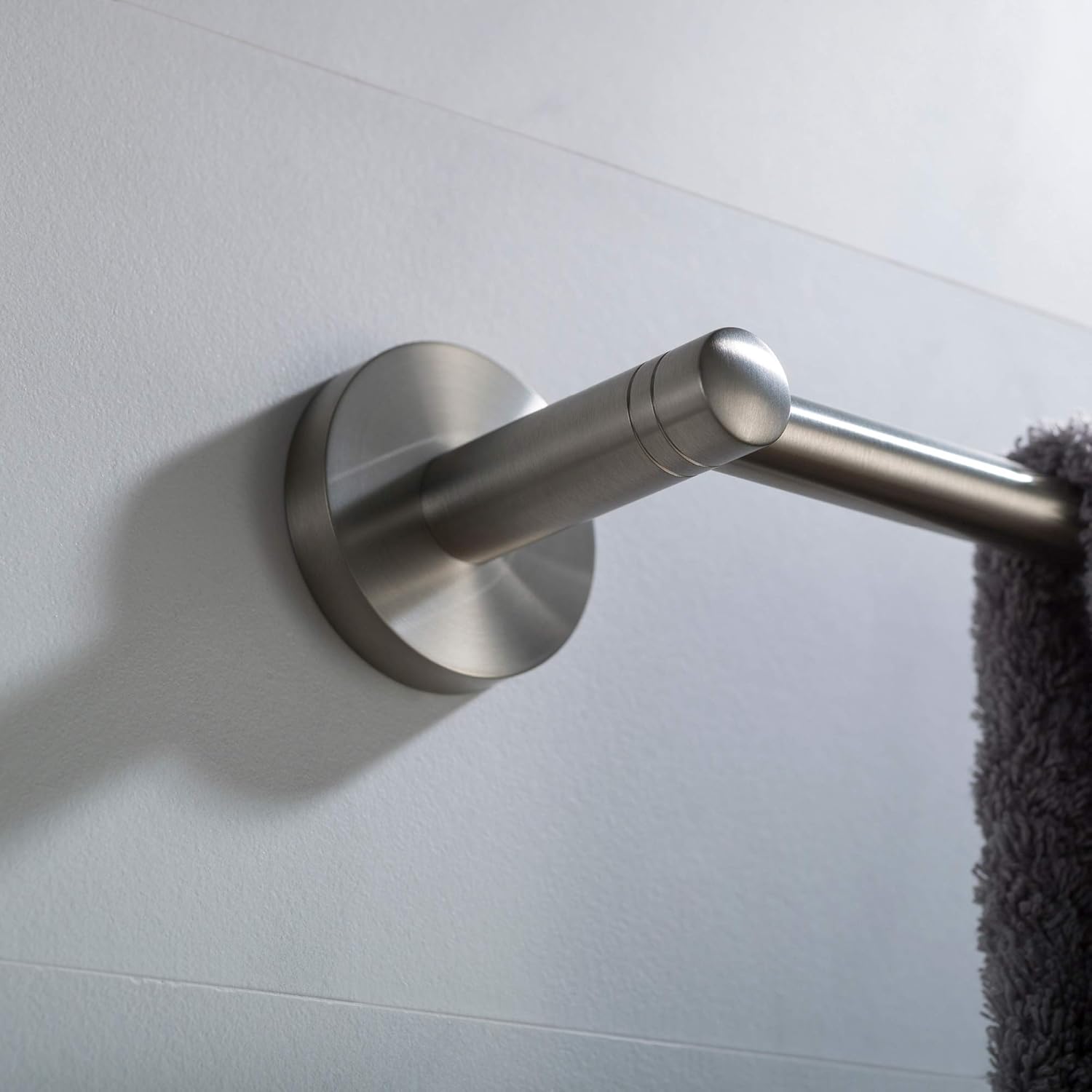 KRAUS Elie KEA-18836BN – Toallero de baño de 18 pulgadas, acabado de níquel cepillado