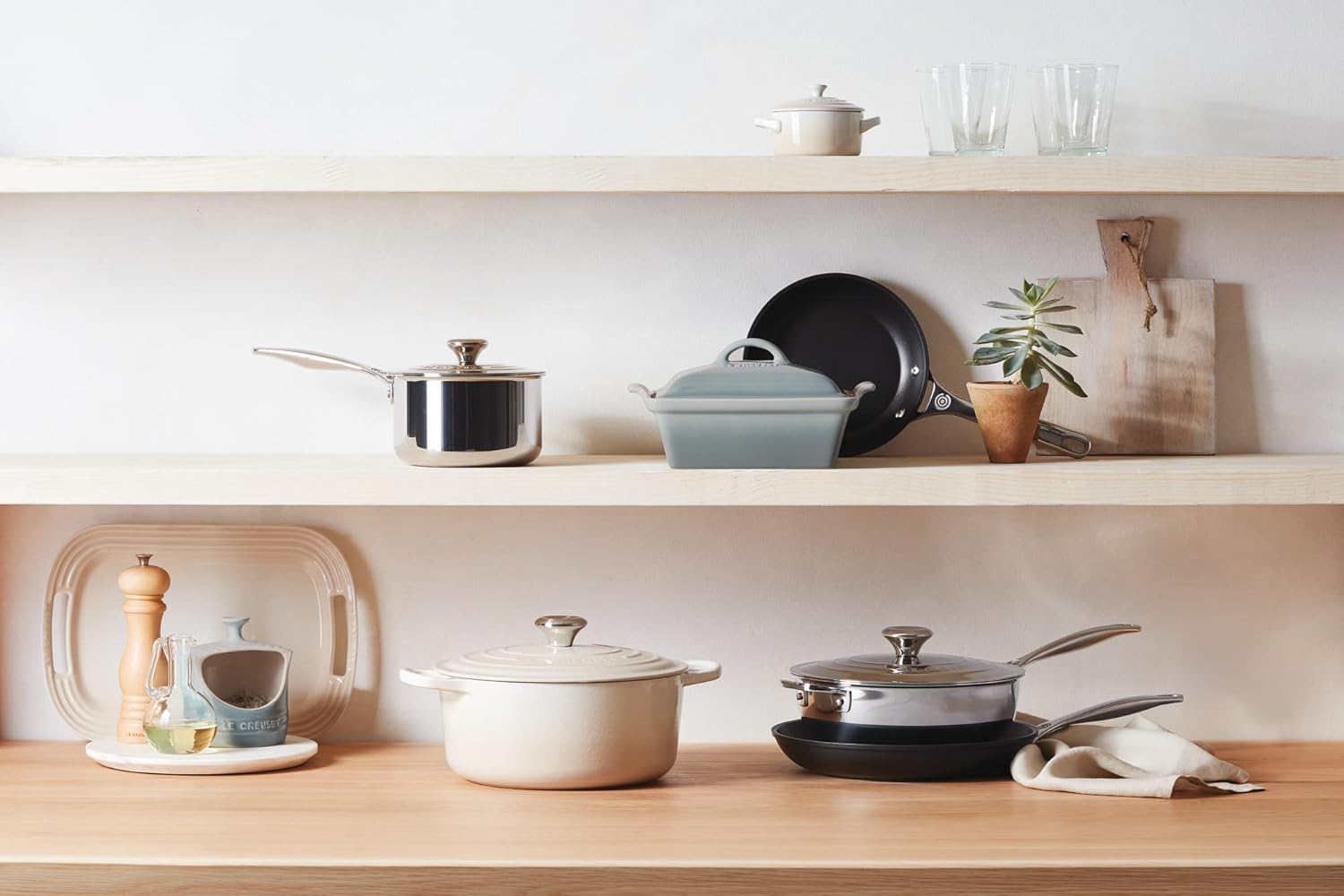 Le Creuset Stoneware Heritage – Cazuela cuadrada cubierta, 9 pulgadas, sal marina