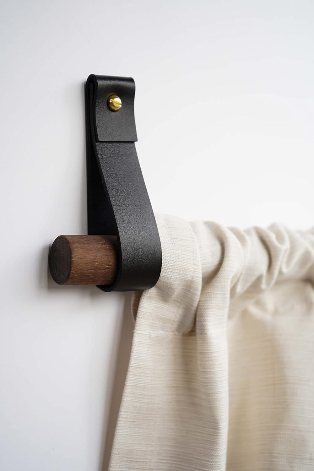 KEYAIIRA – Black Curtain rod holder leather curtain rod bracket holders leather loop strap for wall boho pole hanger wall blanket display farm house