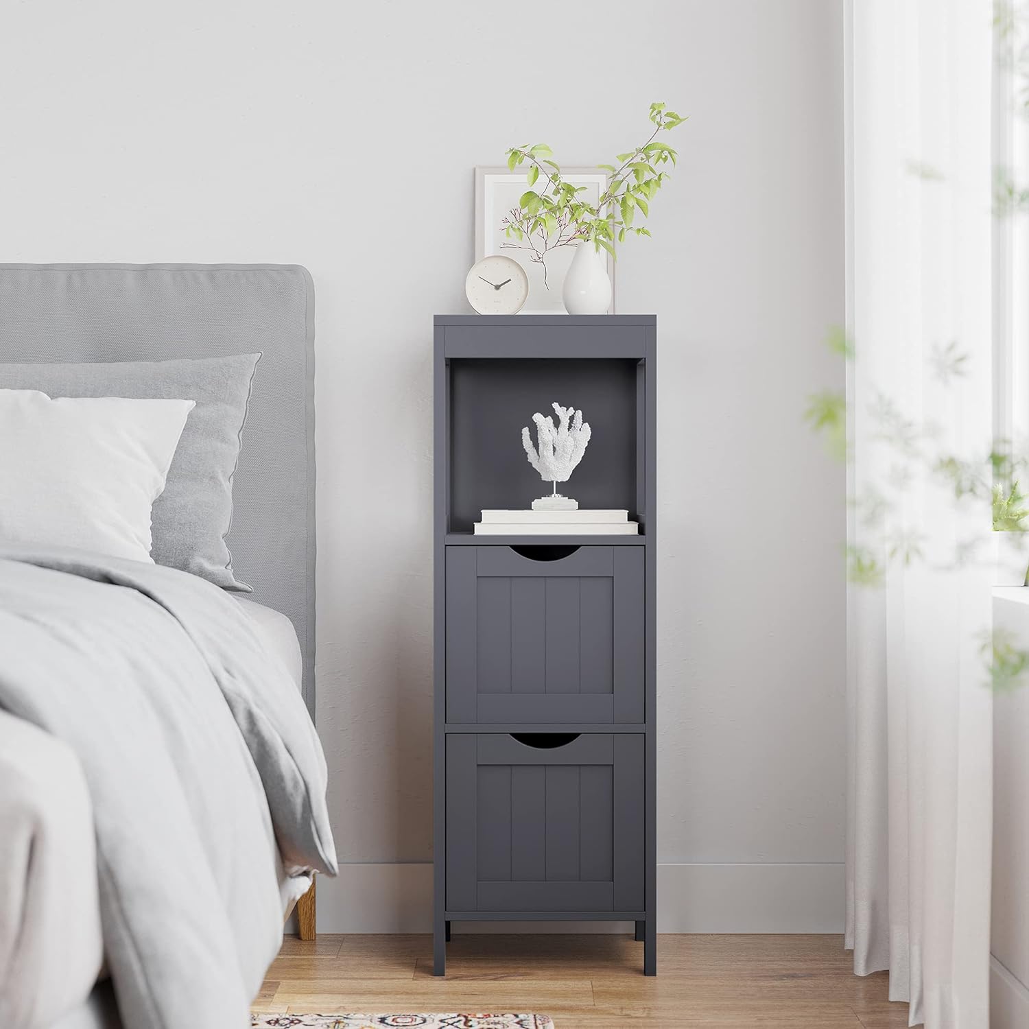VASAGLE Gabinete de piso de baño, organizador de almacenamiento de baño, unidad de esquina multifuncional, 2 cajones, gris UBBC042G01