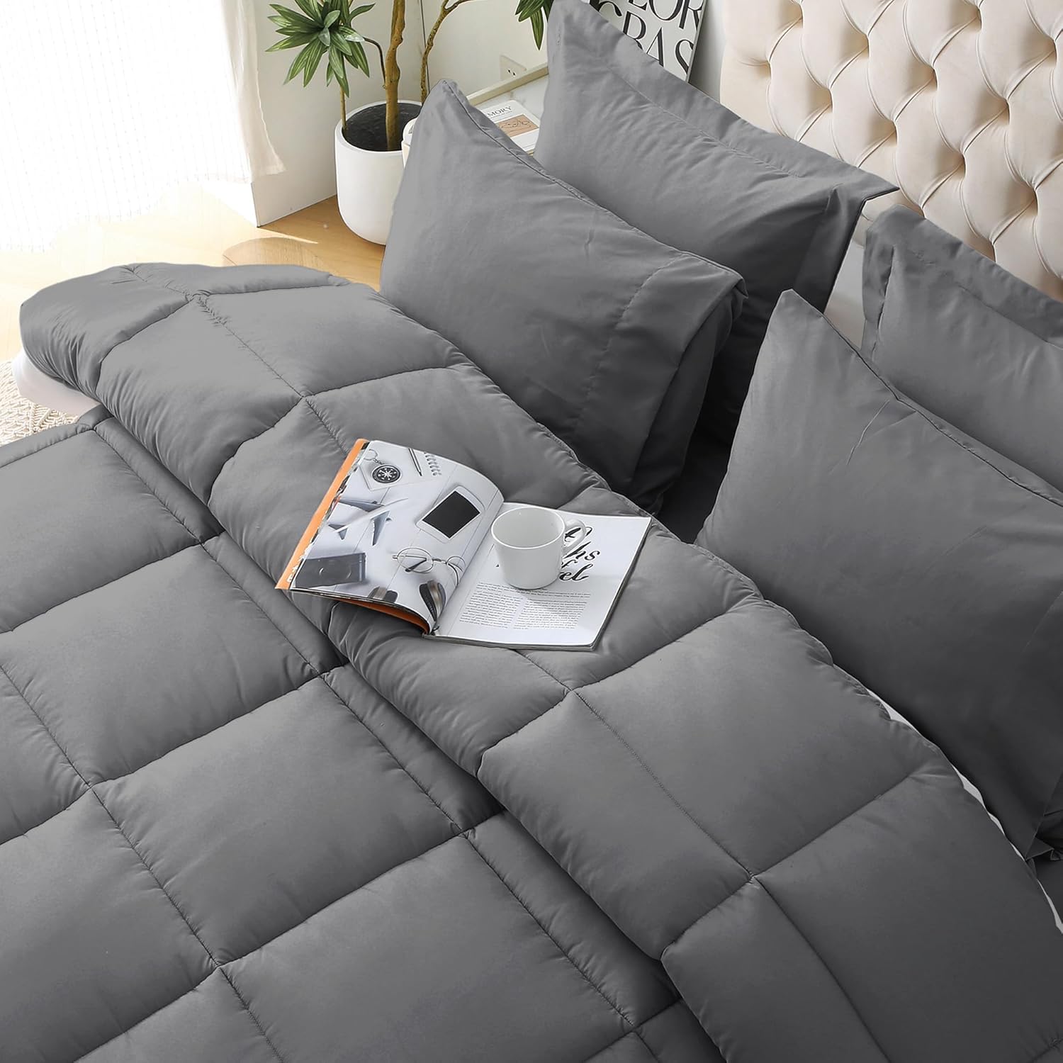 JOLLYVOGUE Juego de edredón King de 7 piezas  Cama en una bolsa ultrasuave  Alternativa de plumón de ganso  Serie 1800 Premium con edredón, sábanas,