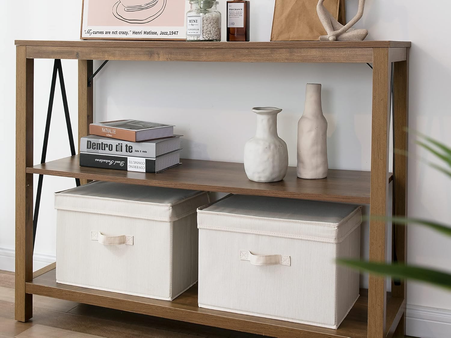 StorageWorks Paquete de 3 contenedores de almacenamiento trapezoidales plegables con 2 cajas de almacenamiento decorativas
