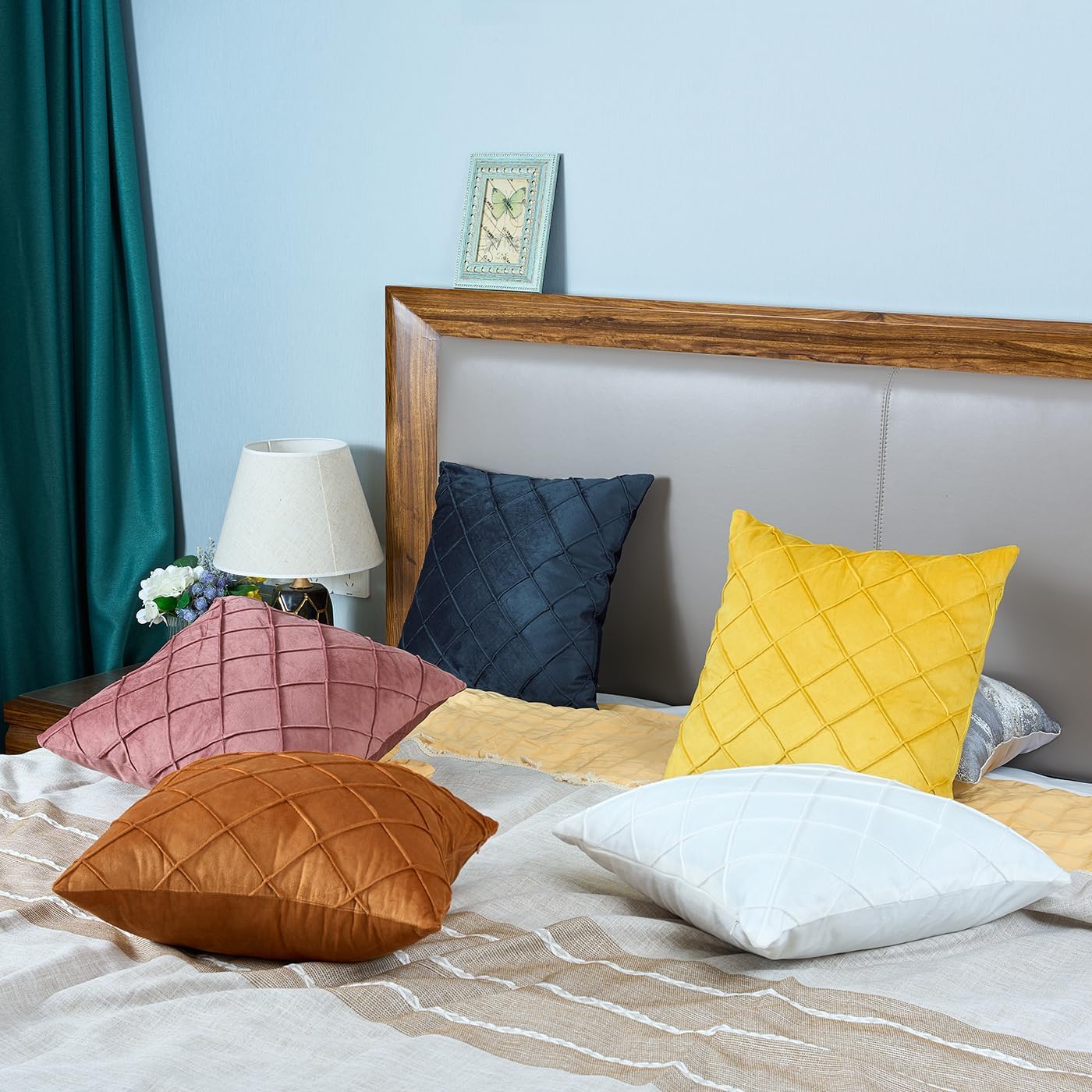 Sioloc Juego de 2 fundas de almohada decorativas de terciopelo, fundas de cojín cuadradas y suaves para el hogar, sofá o cama, 18 x 18 pulgadas,