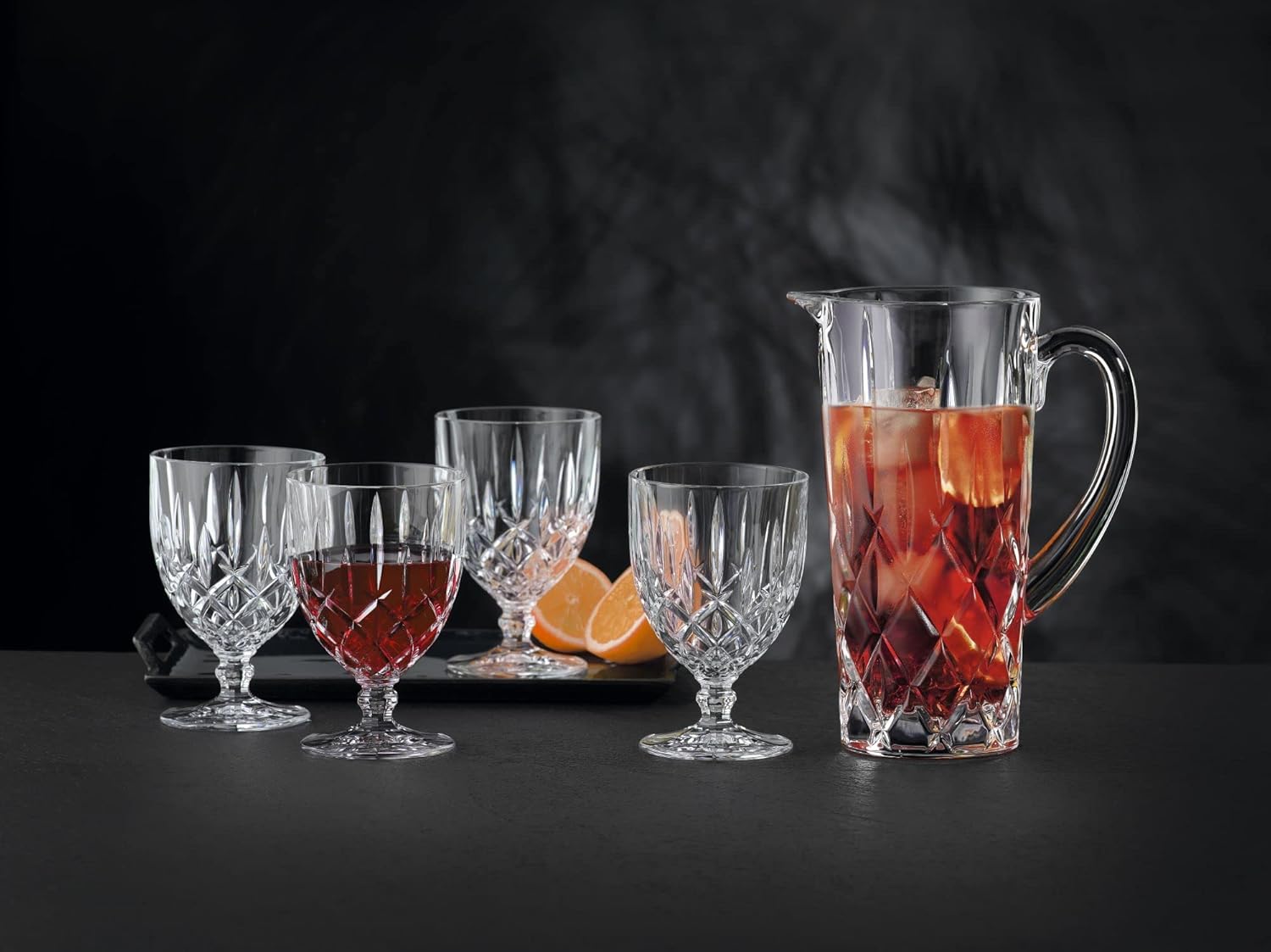 Nachtmann Noblesse Collection – Jarra transparente con boquilla y asa, ideal para agua, té helado, jugo, ponche de frutas y bebidas, 42 onzas