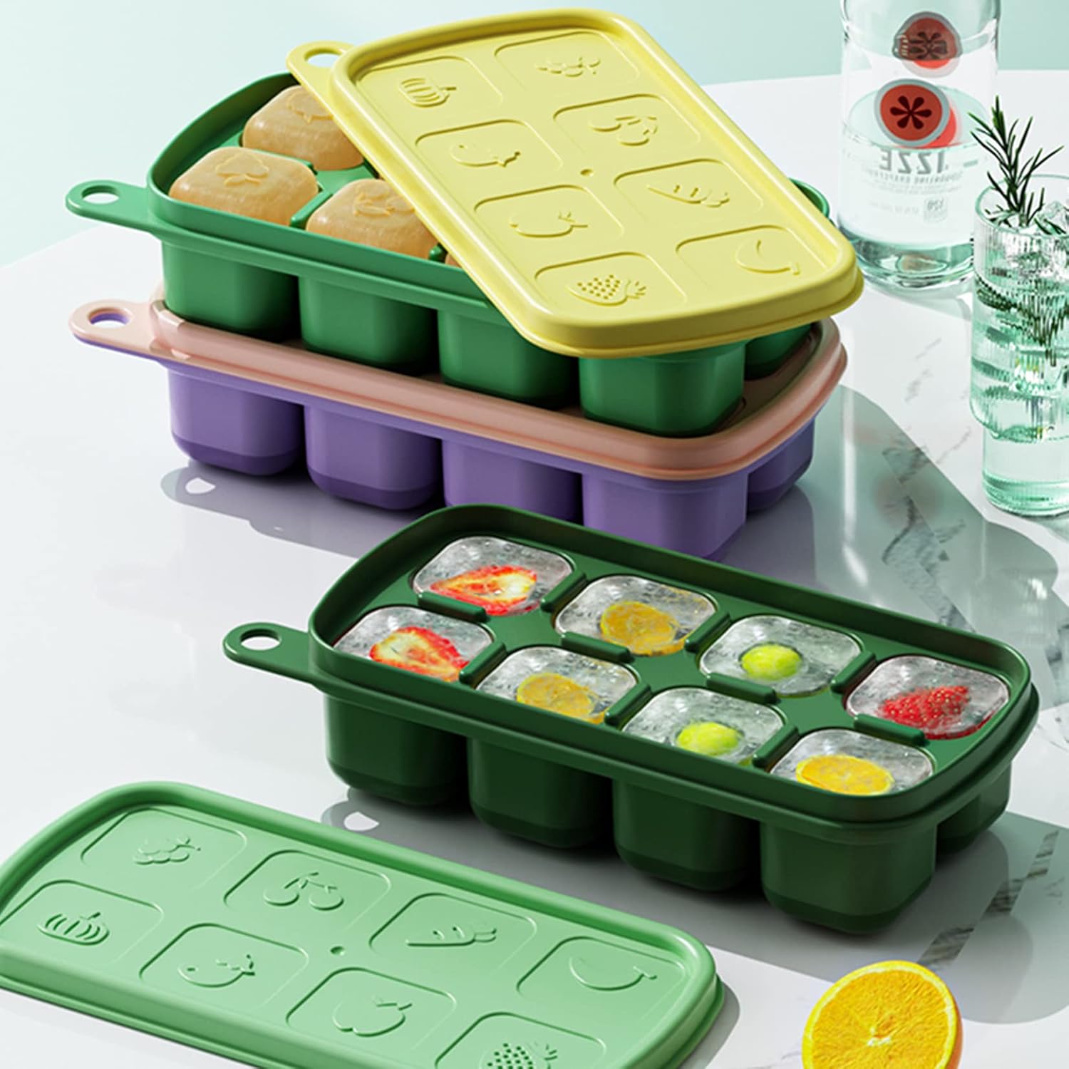 Molde para cubitos de hielo pequeño, paquete de 3 (24 cubos de 1.1 pulgadas), bandejas cuadradas para cubitos de hielo de 0.7 onzas con tapa, sin