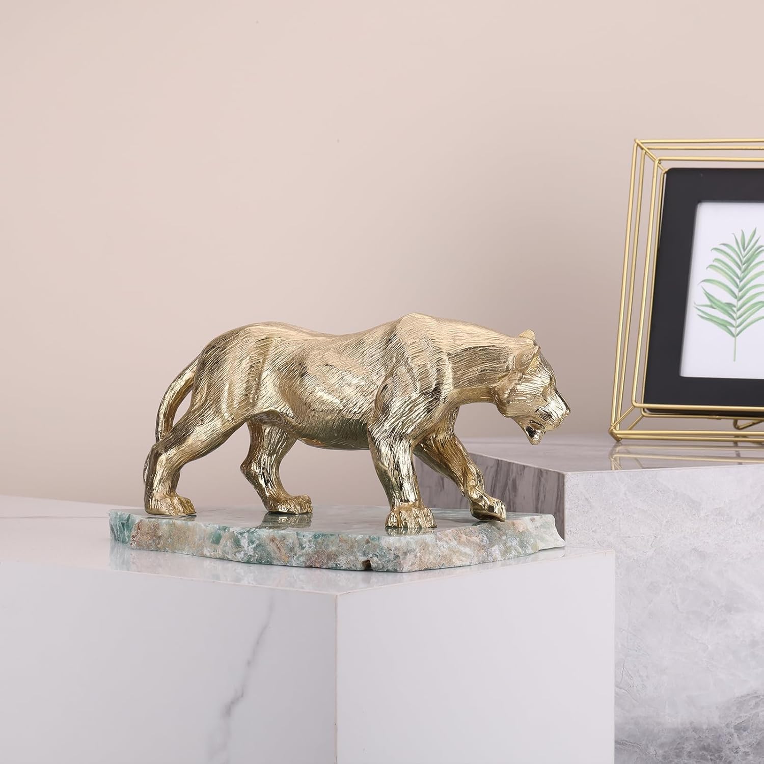 suruim Brass Tiger Statue Tiger Desktop Sculpture, Animal Sculpture for Home Decoration Lucky Animal Decor Golden Brass Adornment Exquisite Tiger