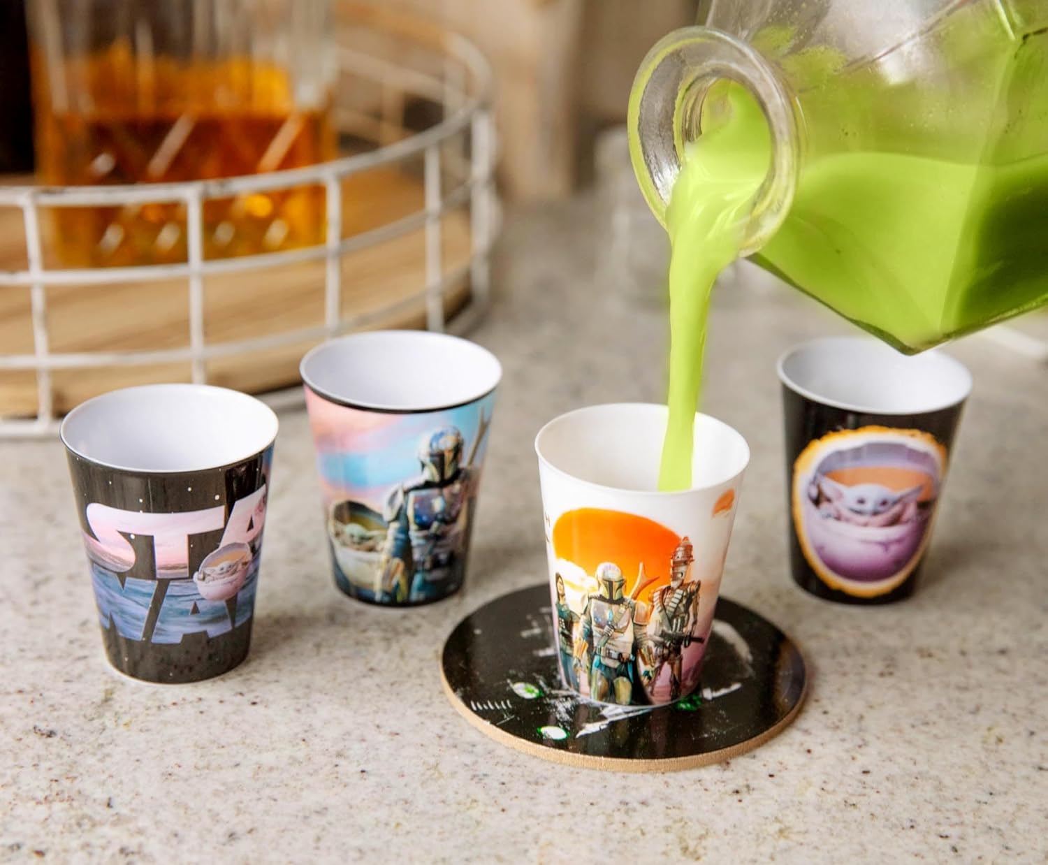 STAR WARS The Mandalorian – Mini tazas de plástico de 1.5 onzas  Juego de 4
