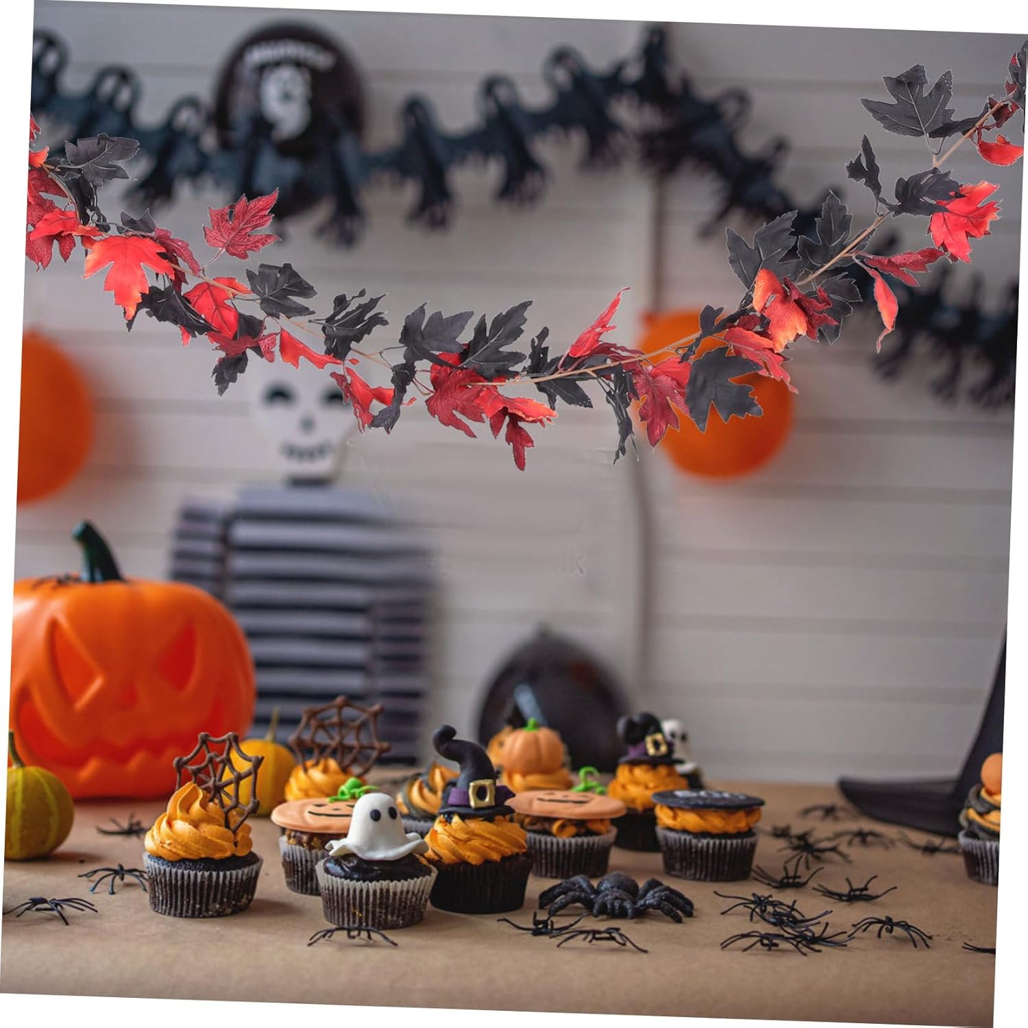 Amosfun 1 juego de hojas de arce simuladas ratán negro naranja hojas de otoño vid Halloween guirnalda artificial otoño artificial otoño plantas al