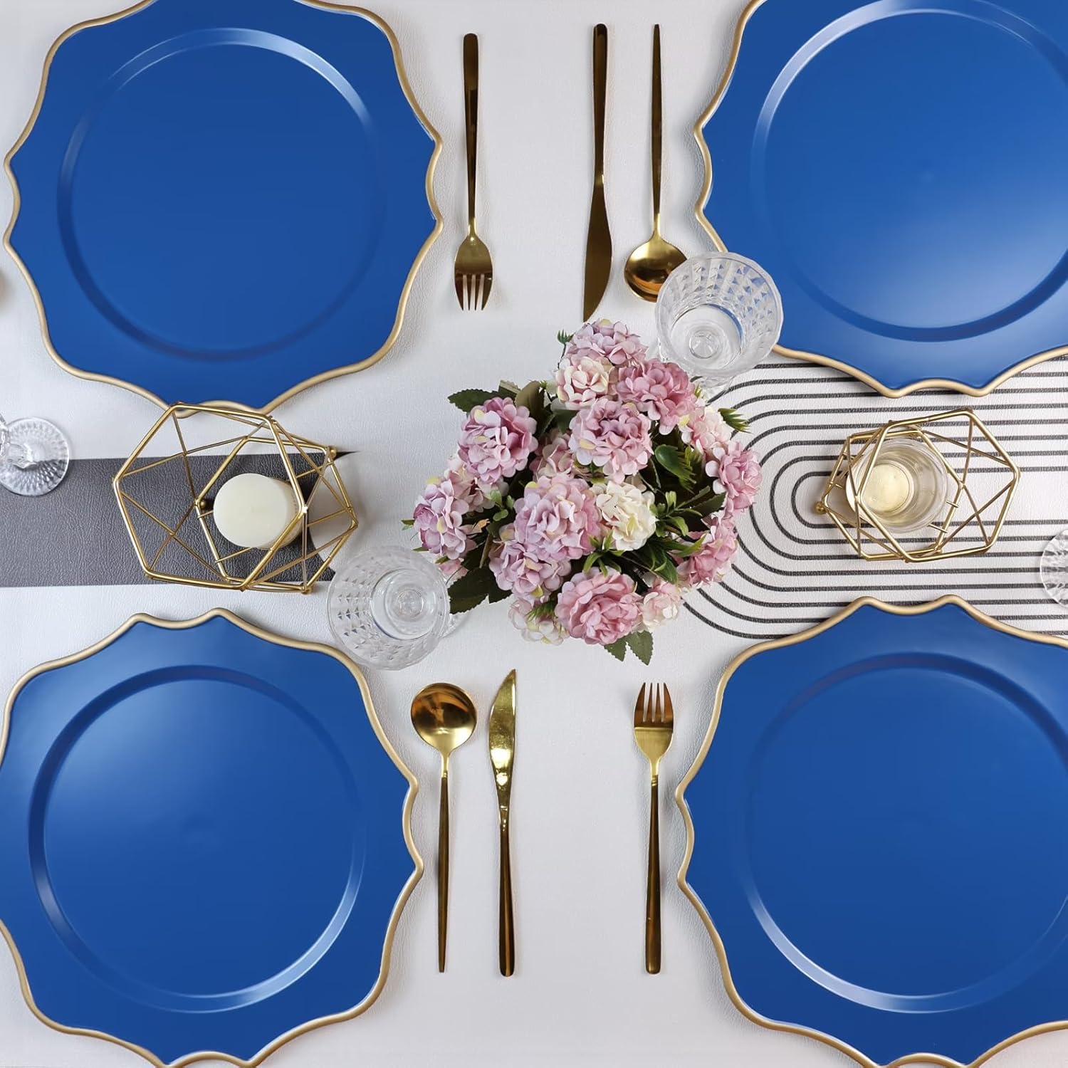 Omuriko Cargadores azules para platos llanos, 13 pulgadas de plástico festoneado, juego de 6 platos decorativos para servicio de carga, para bodas,
