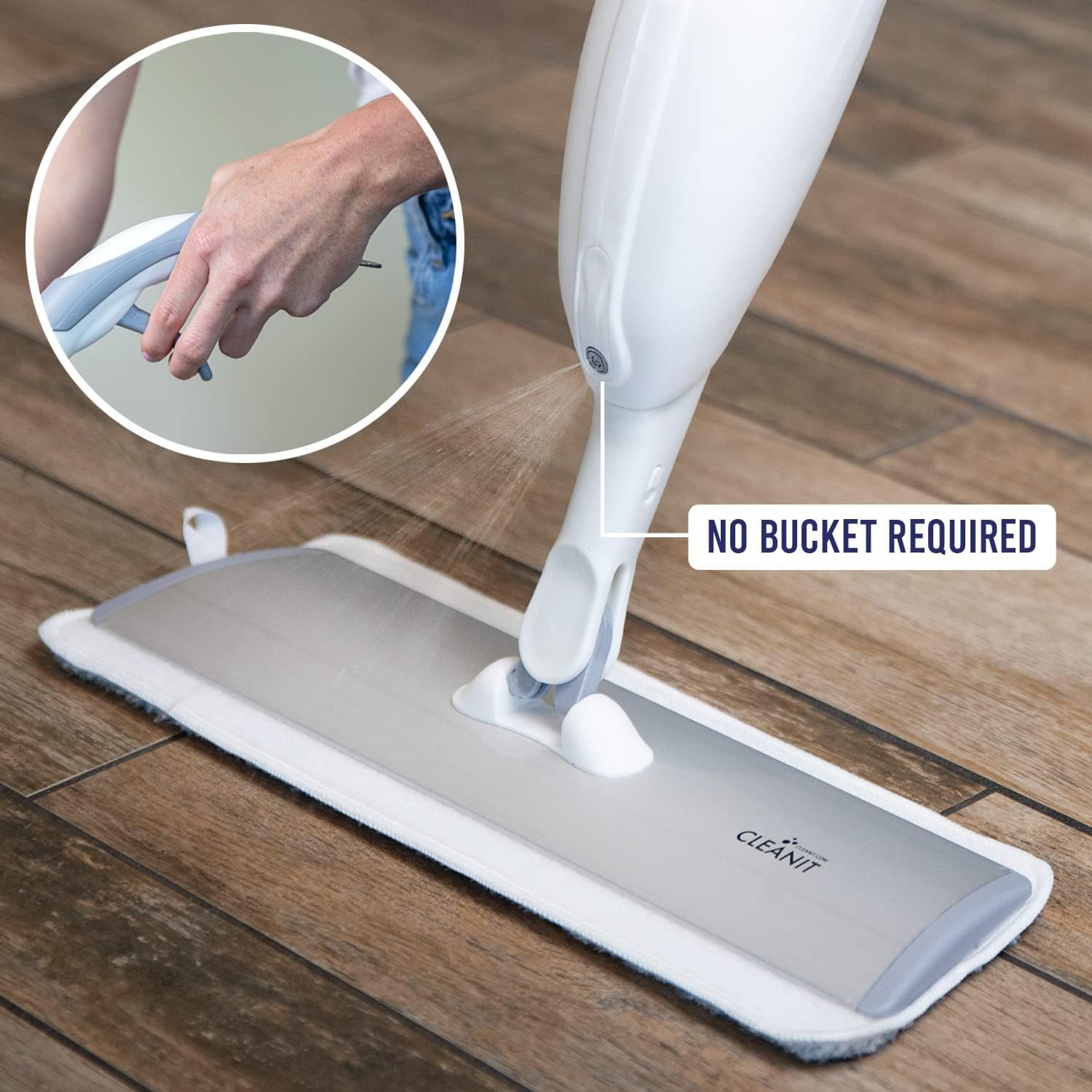 Don Aslett ‘s Spray Mop Plus+ para limpieza de suelos Cabezal giratorio de 360  Almohadilla de microfibra reutilizable  Raspador de goma  Botella