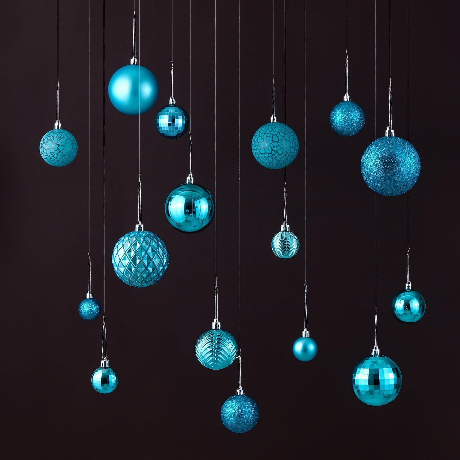LANGXUN 36 bolas de decoración de árbol de Navidad color azul ácido 2023, 6 bolas de Navidad de 3.2 pulgadas, 12 piezas de 2.4 pulgadas, 18 piezas