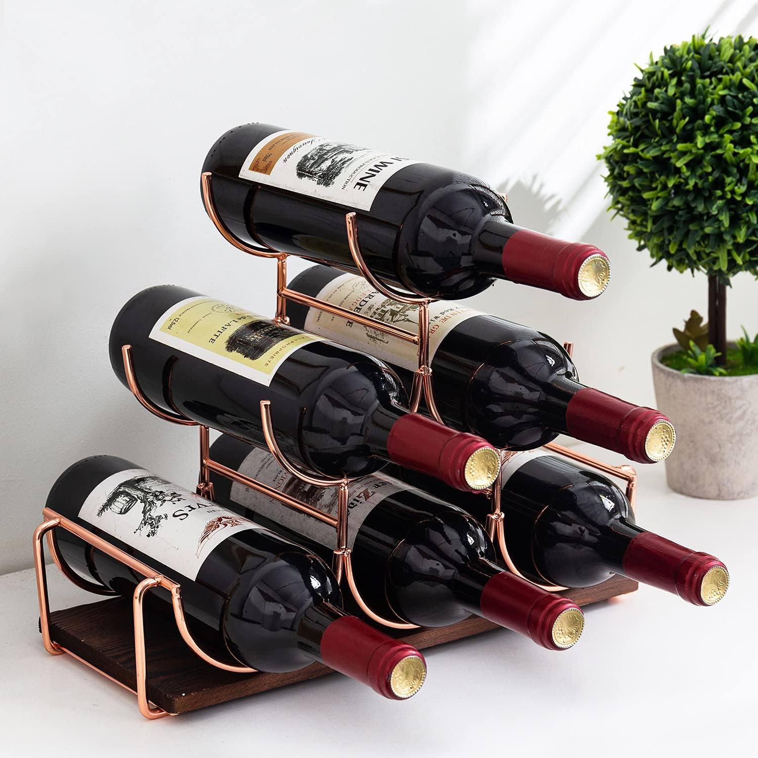 MyGift Estante de vino de oro rosa, 6 botellas, moderno, de mesa, de alambre de metal, apilado, soporte para vino con base de madera quemada