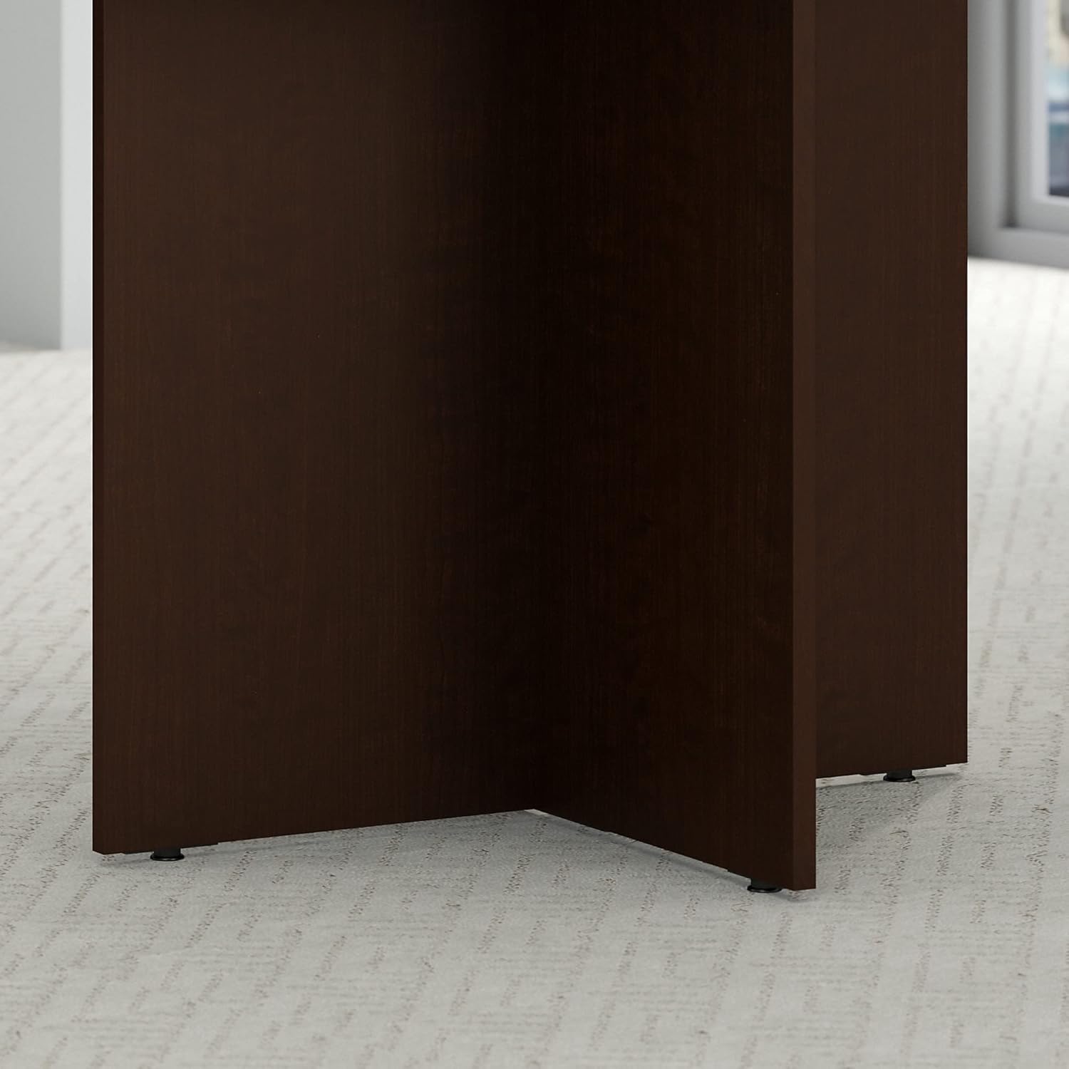 Bush Business Furniture Mesa de conferencias redonda con base de madera, escritorio circular para sala de reuniones para 4 usuarios, 42 W, cereza