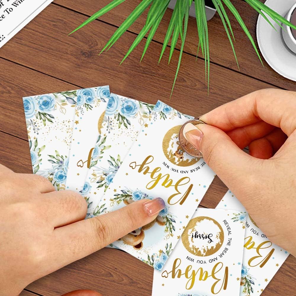 Juego de 50 Woodland Bear Scratch Off, tarjeta de dibujo de rosa de oso azul, actividades de fiesta, decoraciones y suministros, es un niño