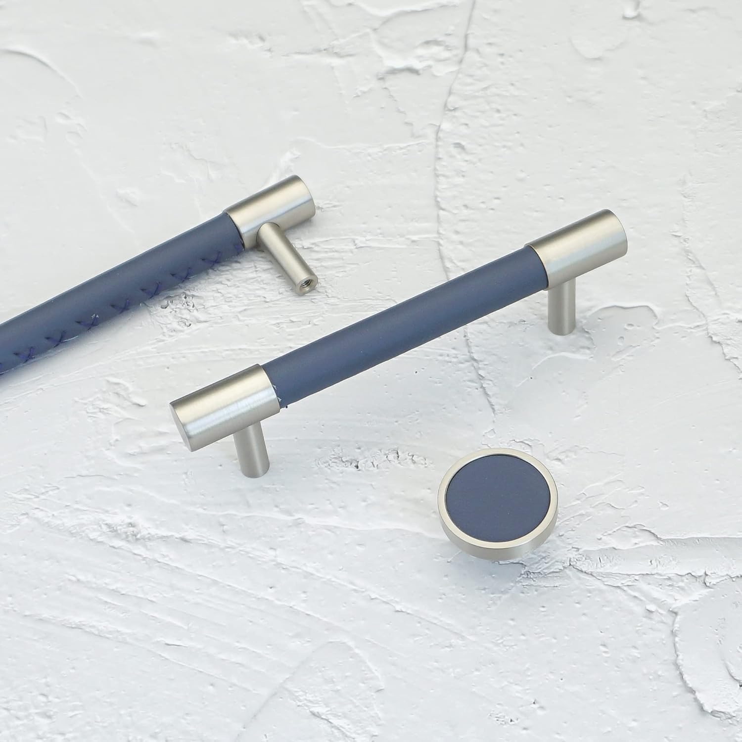 LBFEEL Tirador de cuero azul para armario, pomos de acero cepillado, accesorios modernos para muebles (perilla redonda)