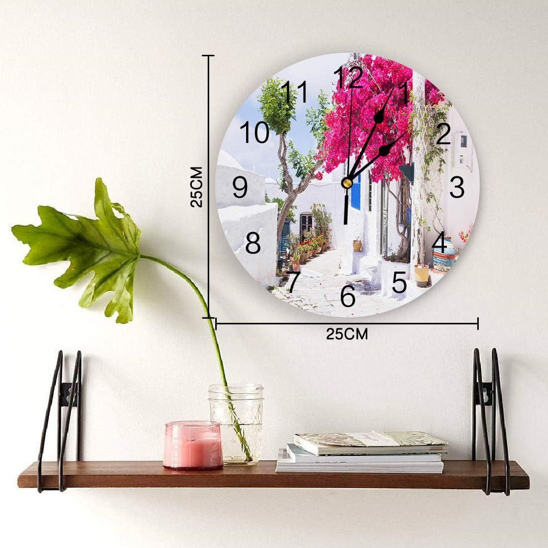 Reloj de pared redondo silencioso con diseño de calle griega con edificio blanco, flores rojas y plantas verdes, de cuarzo, funciona con pilas,