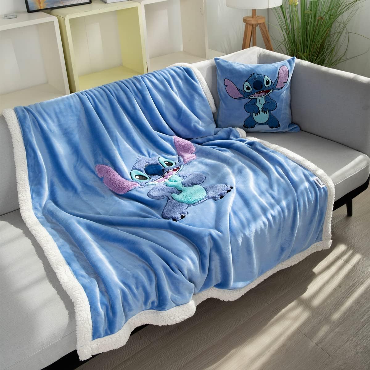 COSUSKET Fundas de almohada, almohada de terciopelo bordado de dibujos animados en 3D, regalos para niños y niñas