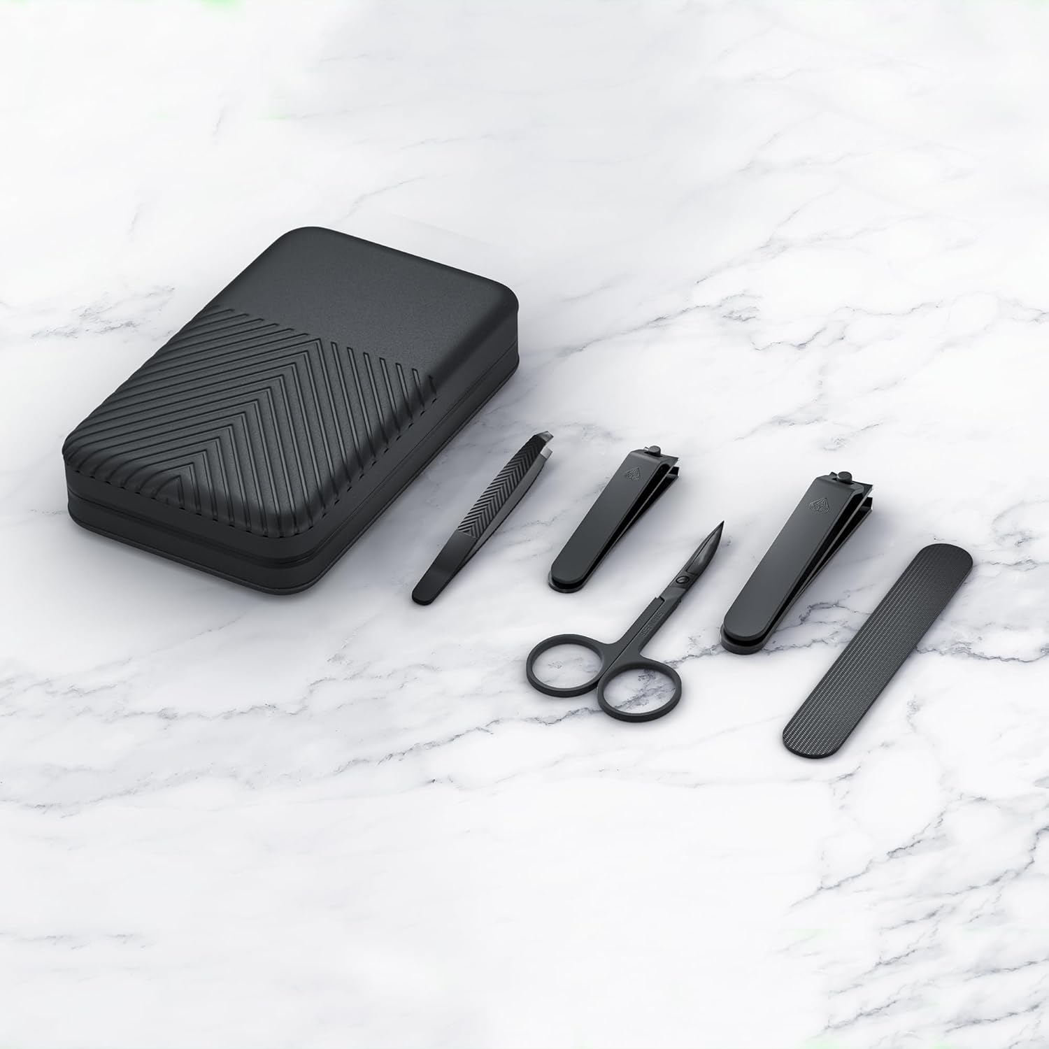 MANSCAPED Shears 3.0, kit de viaje de precisión de 5 piezas para hombre, juego de manicura de acero inoxidable con cortaúñas y uñas de los pies,