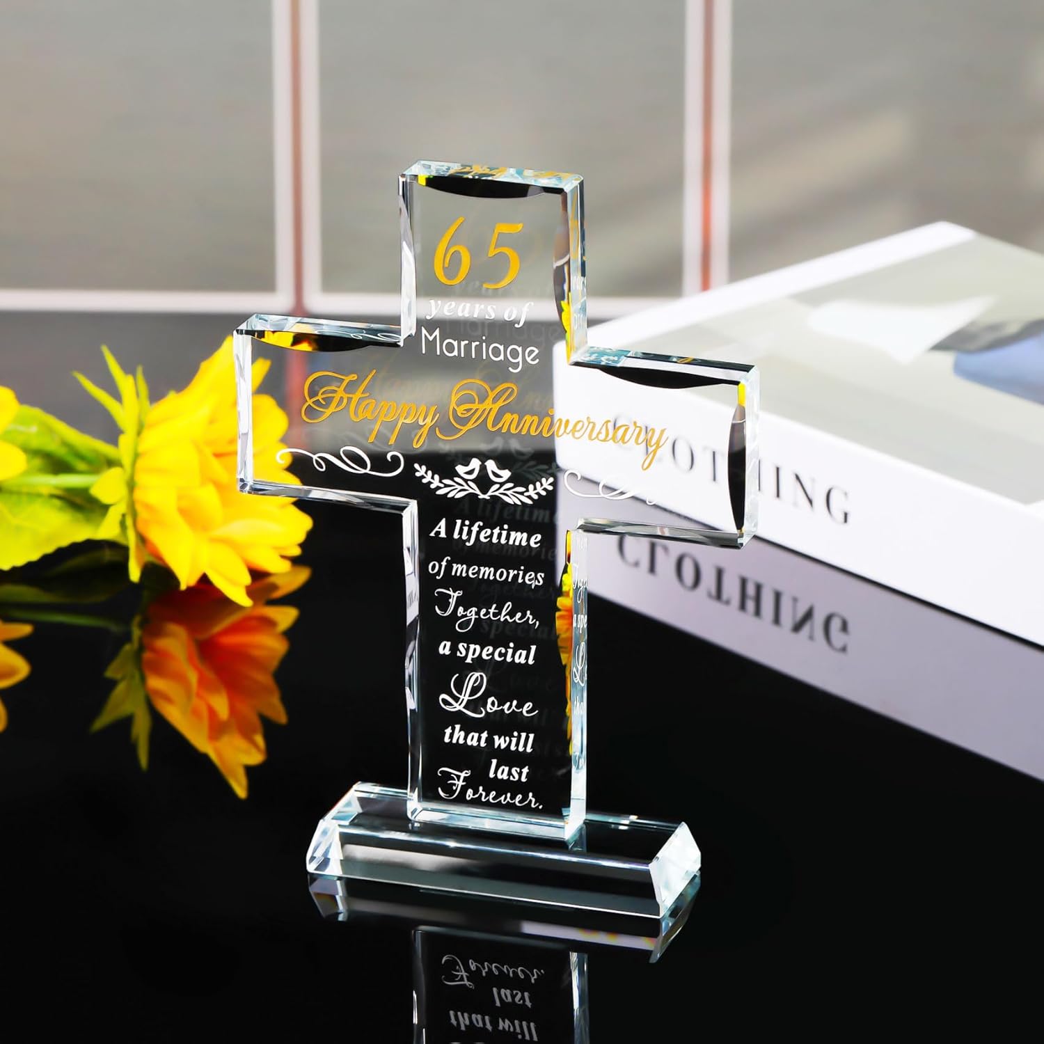 YWHL Regalos de cruz de 65 aniversario de boda para padres y abuelos, decoración de fiesta de 65 años, recuerdo de cruz de cristal para pareja