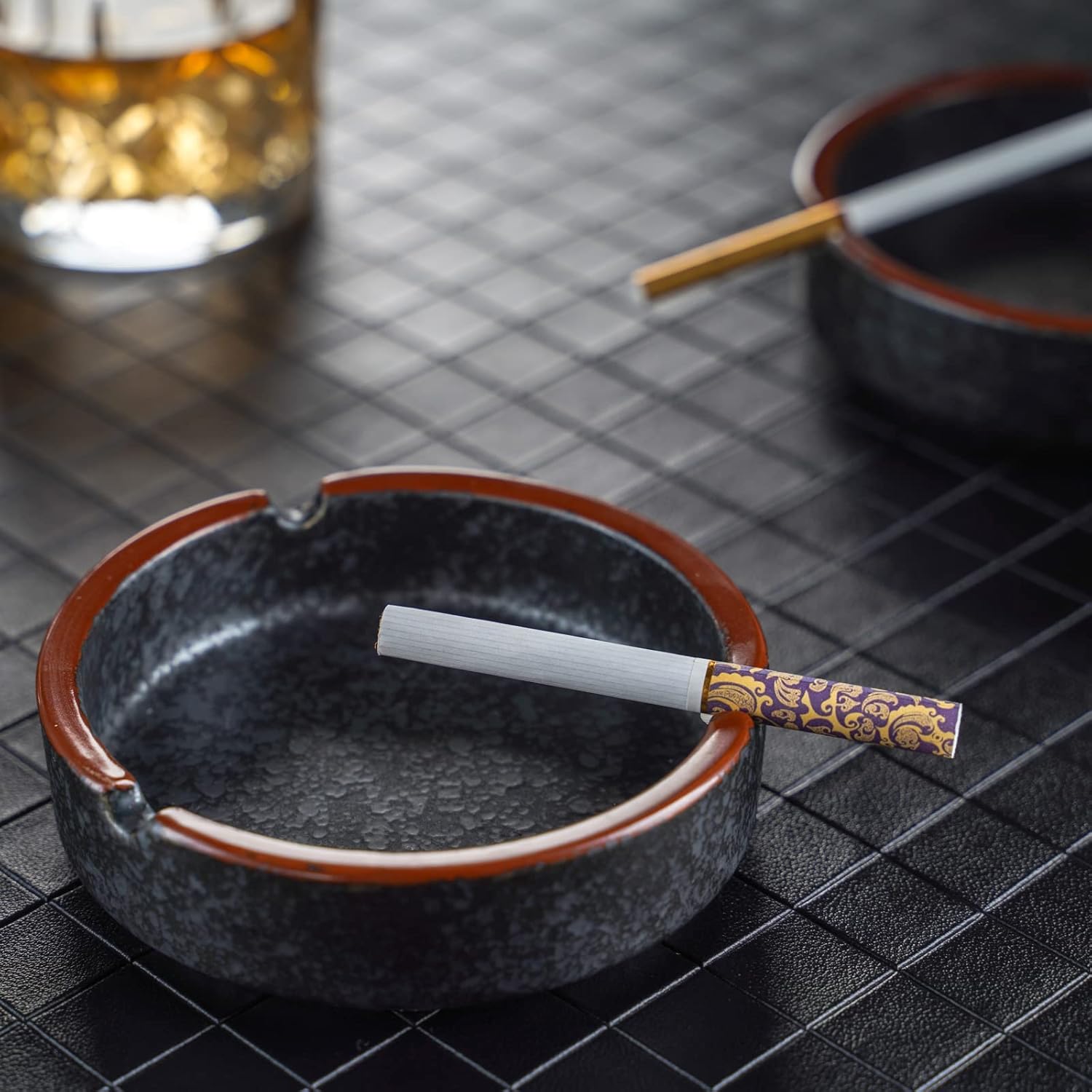 Cenicero de cerámica, cenicero casero, cenicero, cenicero de cigarrillos para uso en interiores o exteriores, cenicero de barra de café, cenicero
