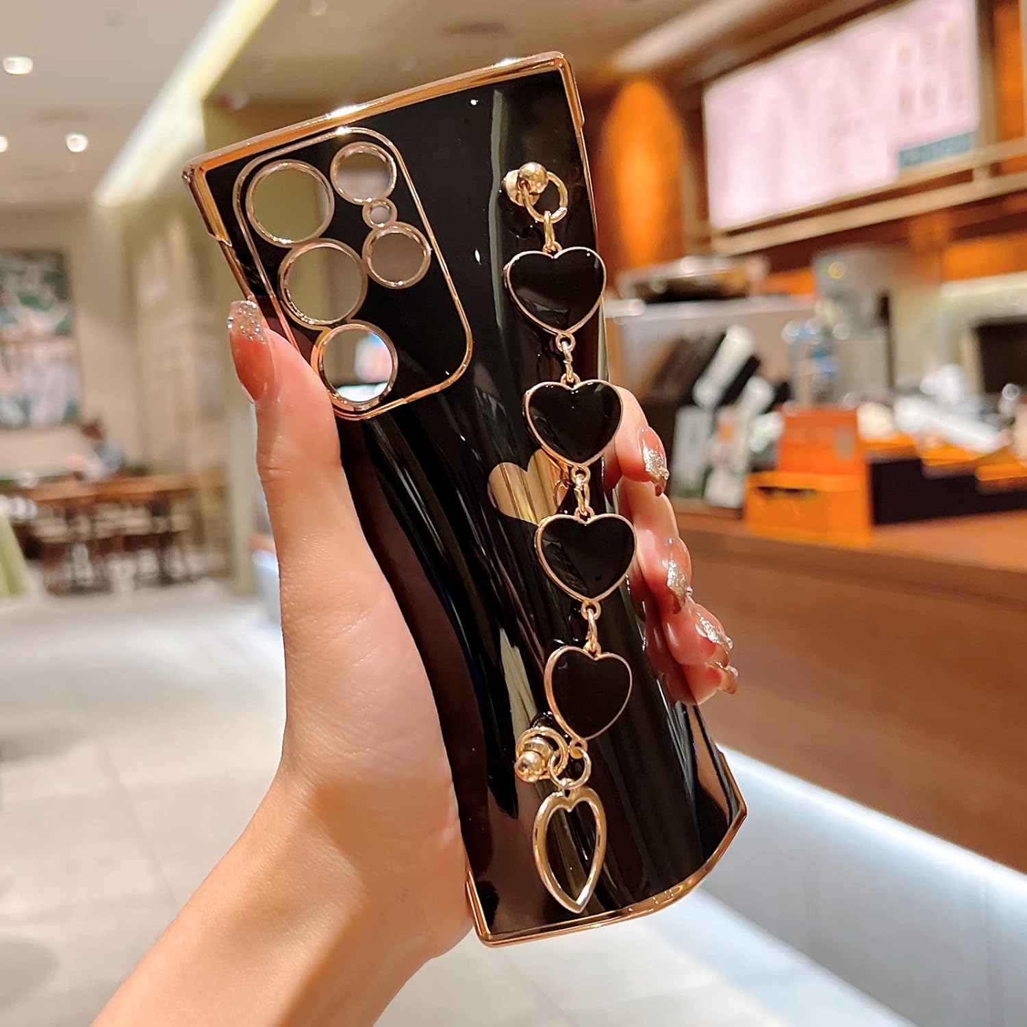 Funda para Samsung Galaxy S22 Ultra con pulsera de cadena única, chapado de lujo, bonitos corazones en el lateral, funda de correa de mano de fácil
