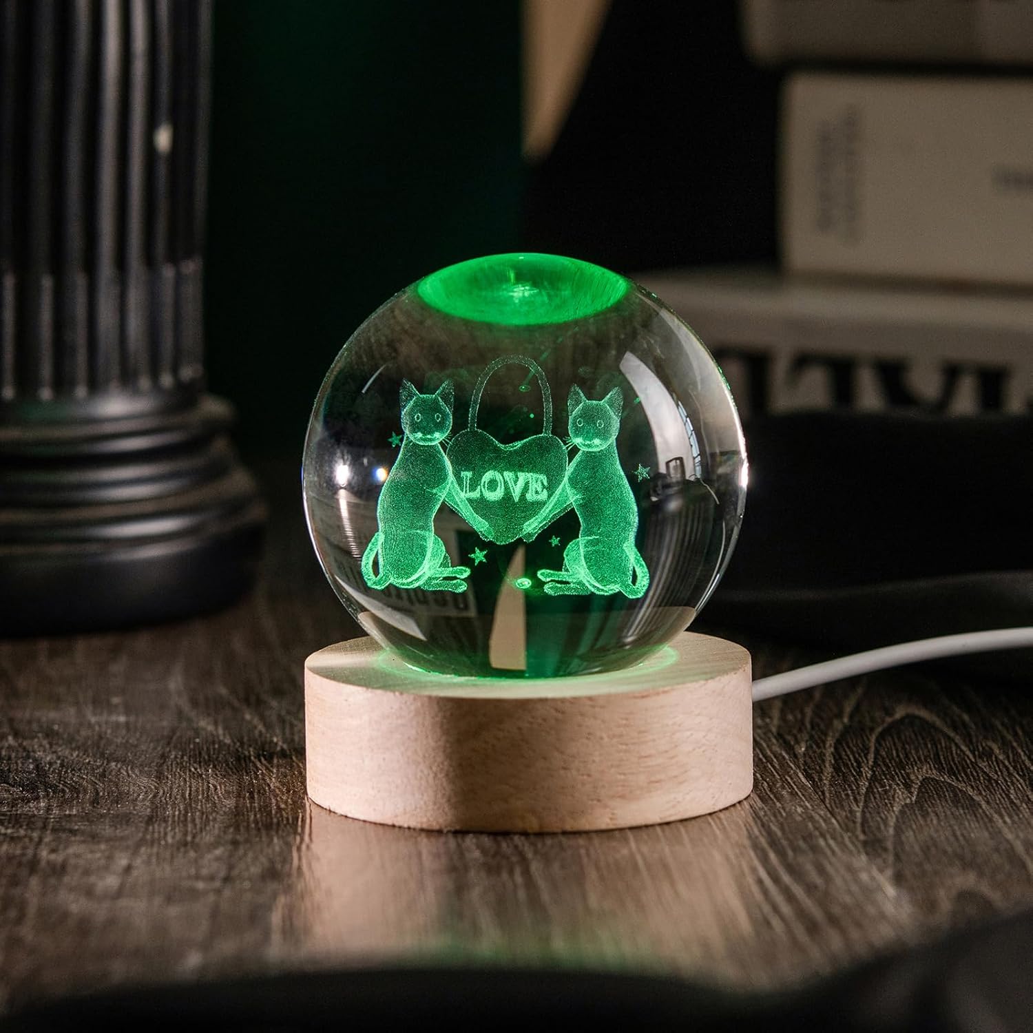 Luz nocturna de bola de cristal para habitación de los niños, bolas decorativas grabadas con láser de gato 3D con base de luz LED, luces nocturnas