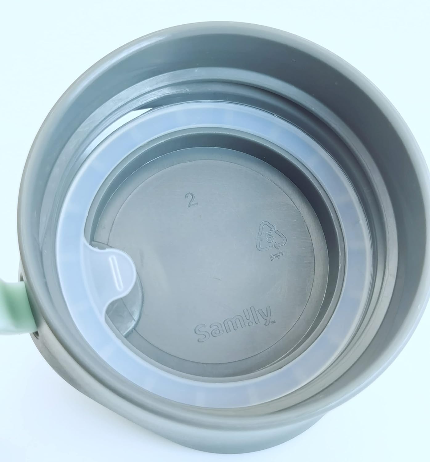 Botella de vidrio recubierta de silicona de 13 oz12.8 fl oz con tapa gris a prueba de fugas, botella de agua pequeña, bonita y linda (botella rosa)